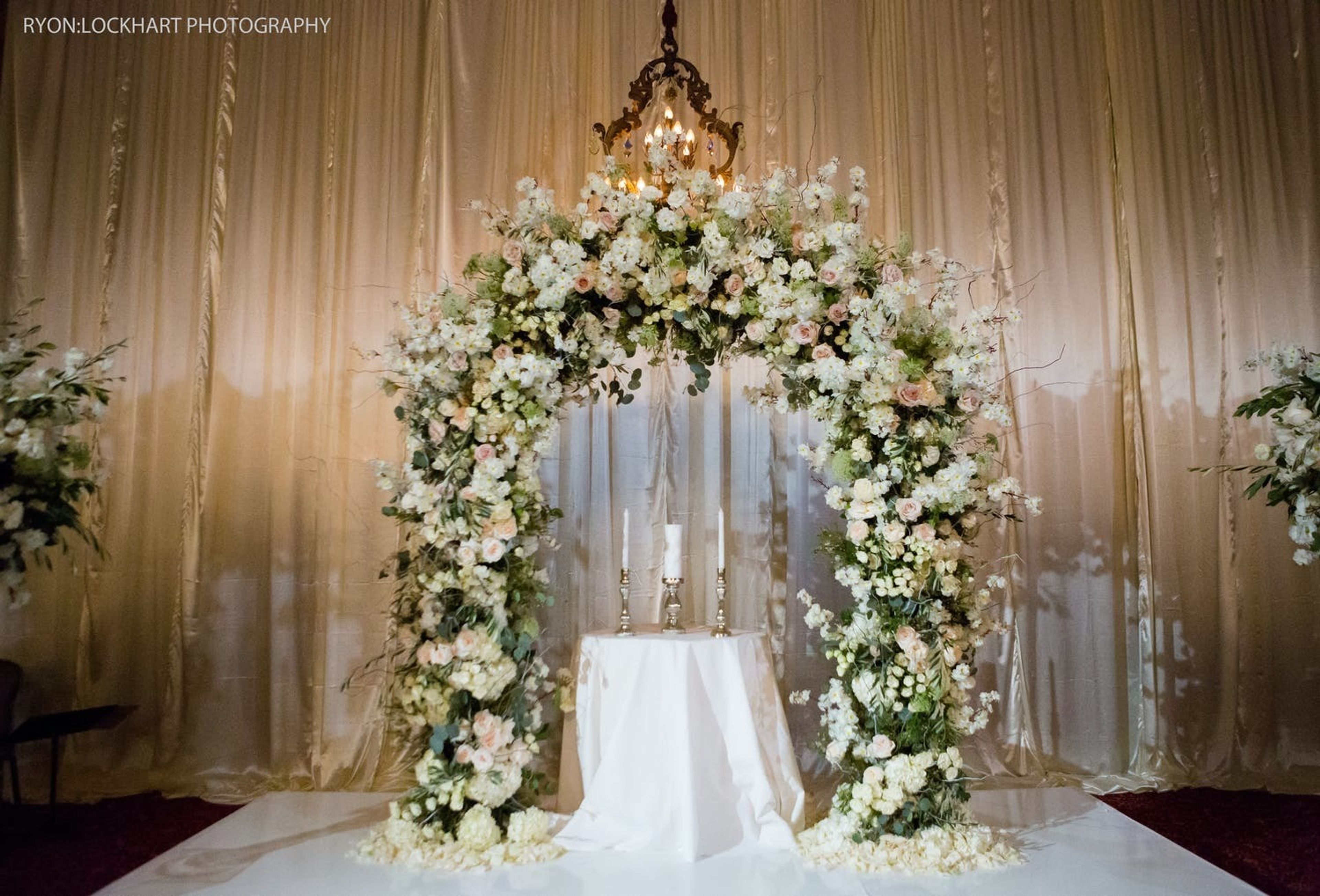 Cover photo of Eddie Zaratsian Lifestyle and Design