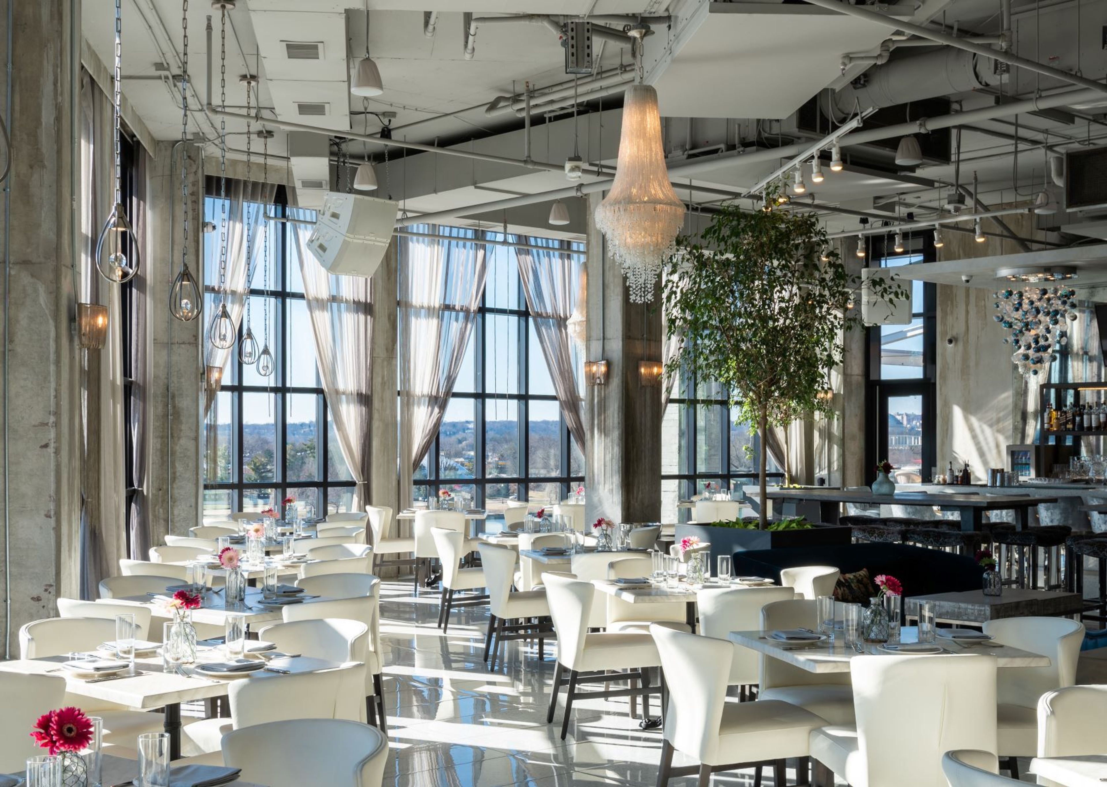 Cover photo of La Vie