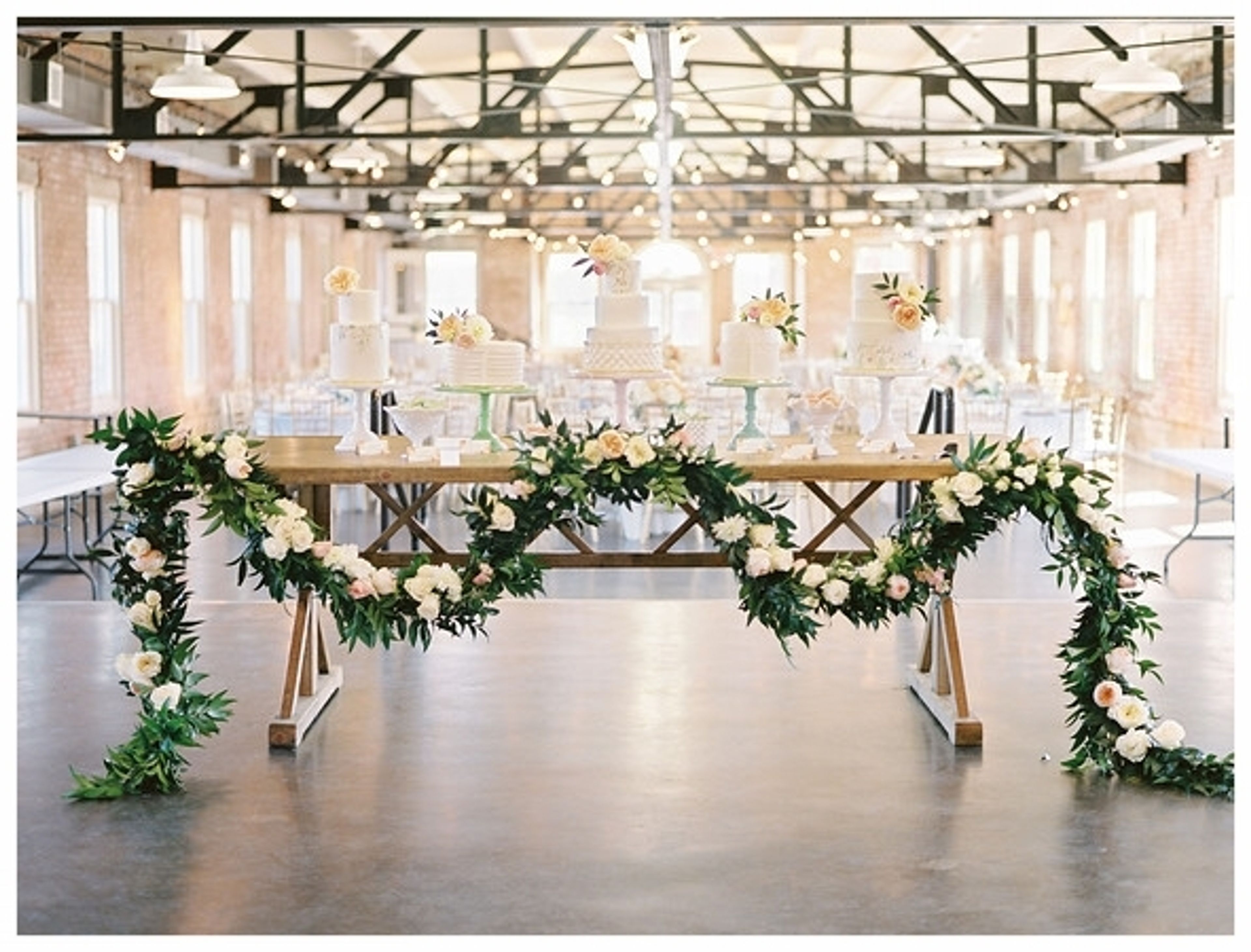 Cover photo of Thistle Floral Design