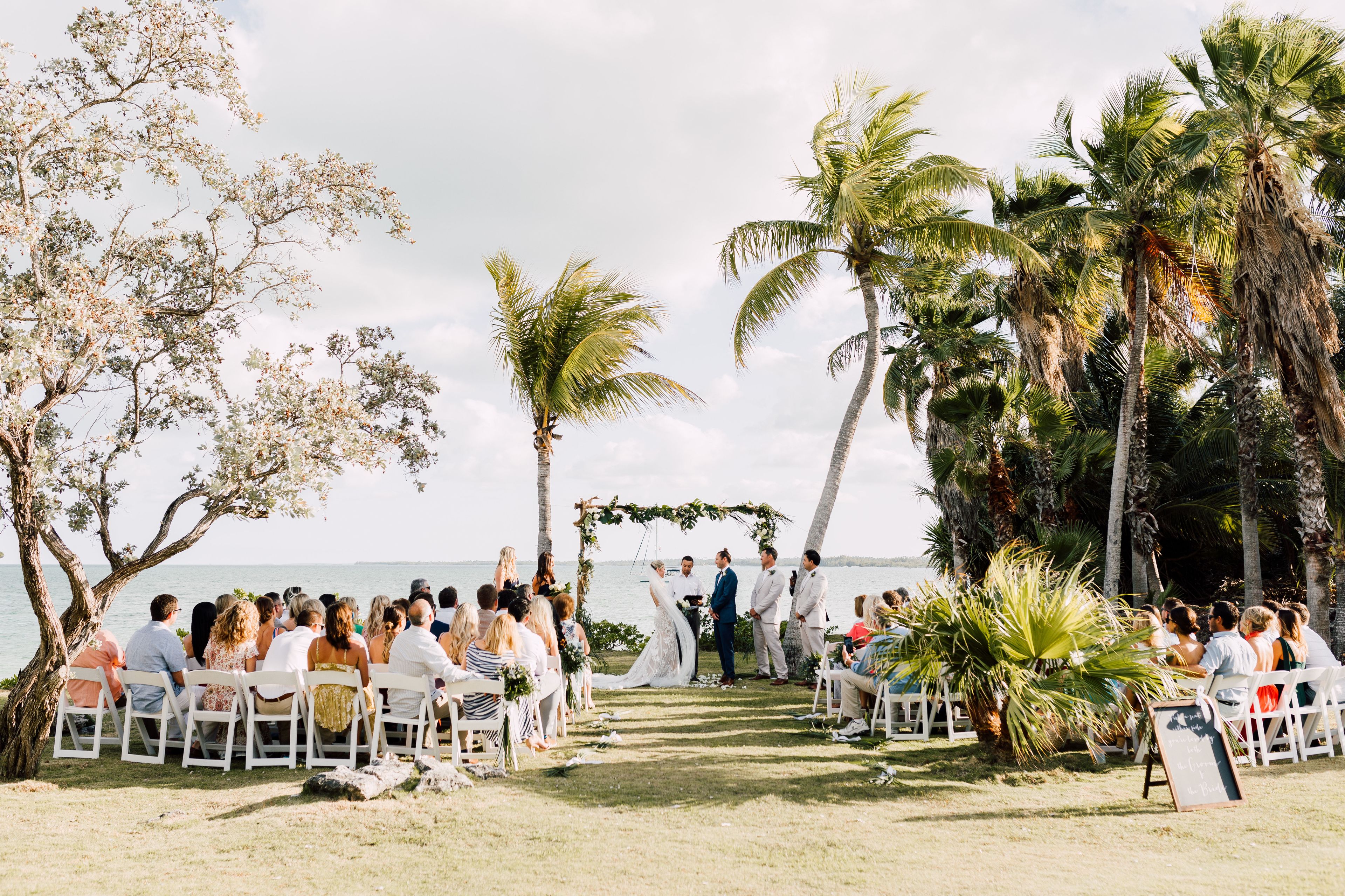 Cover photo of Chic Bahamas Weddings