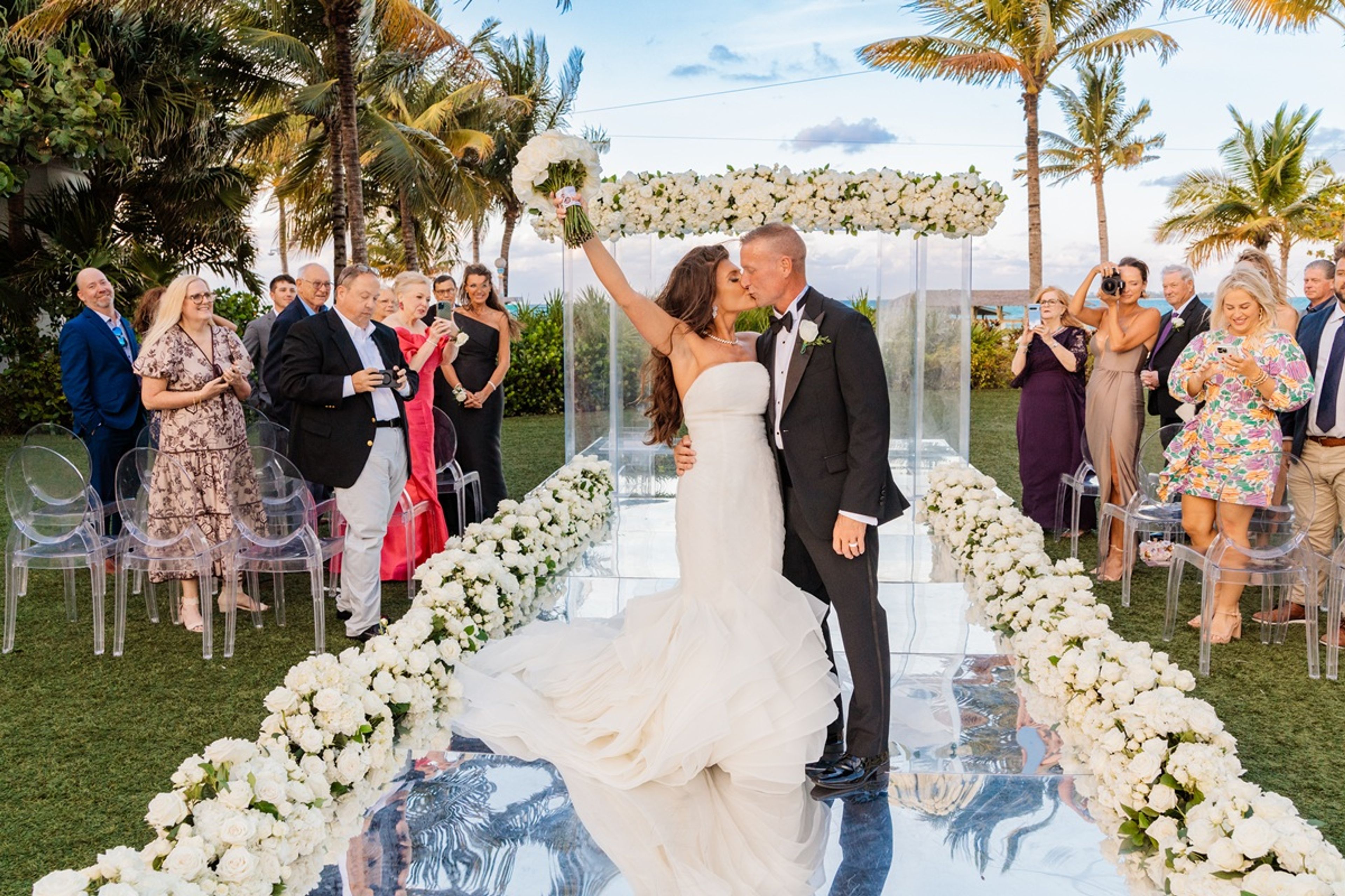 Cover photo of Chic Bahamas Weddings