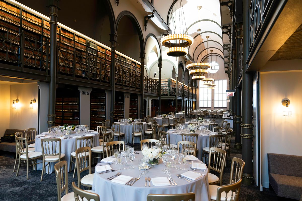 The Library at 190 South LaSalle, photo 3