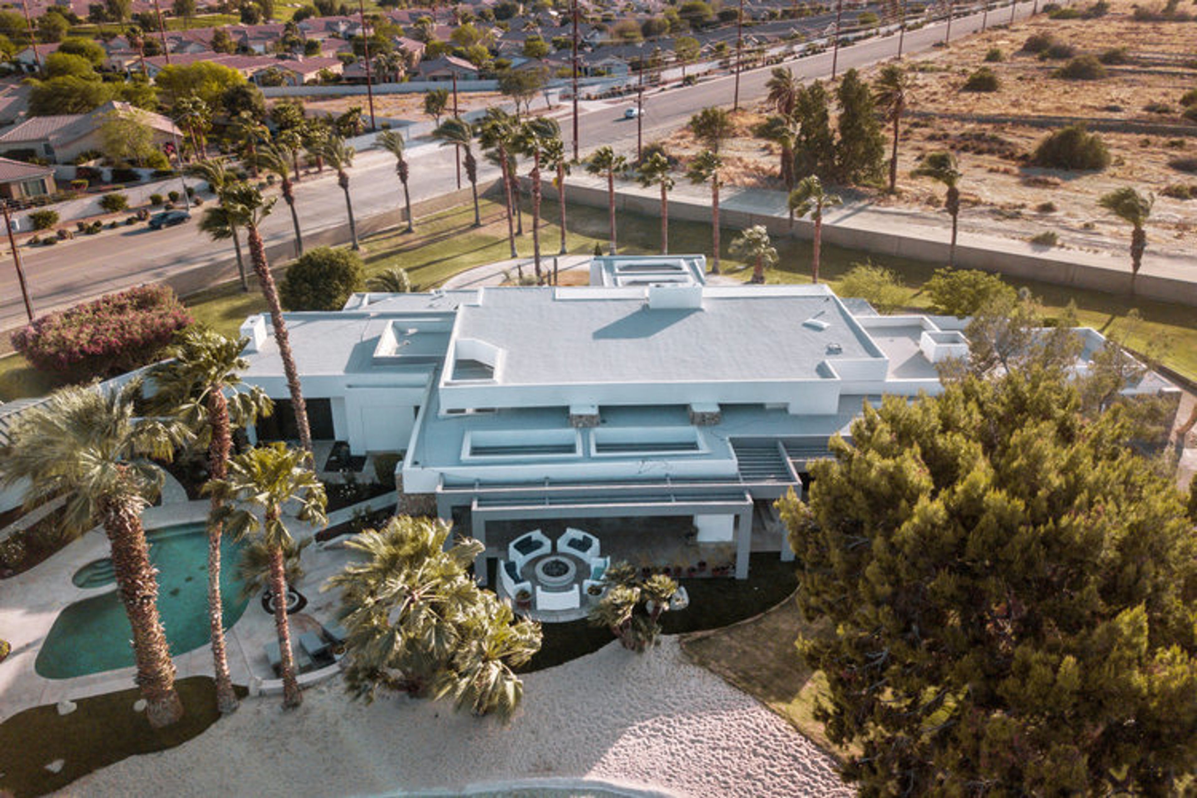 Cover photo of EQUL Estate