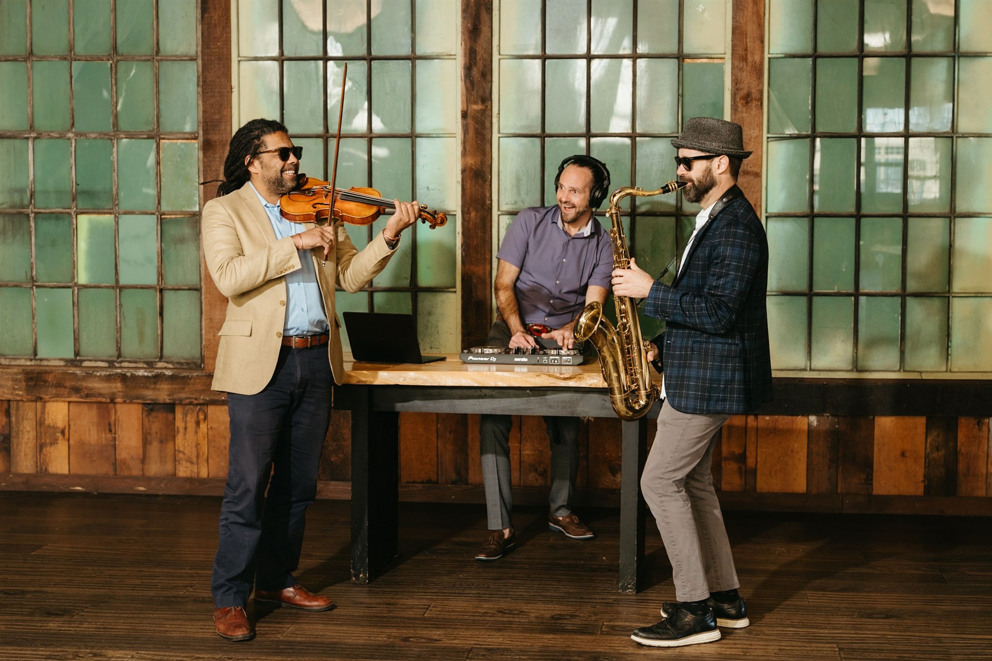 Cover photo of Blue Wave Band