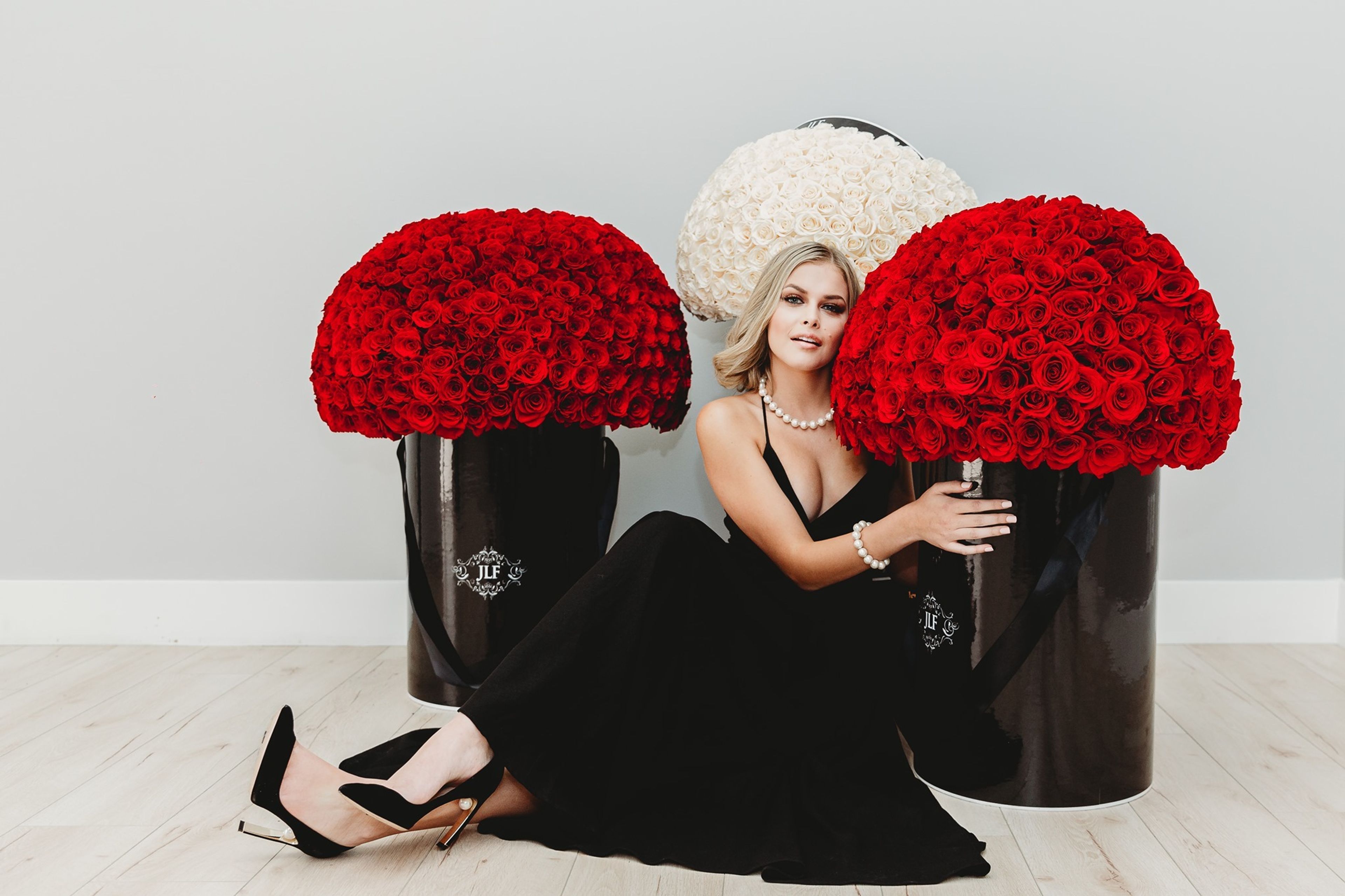 Cover photo of J'Adore Les Fleurs