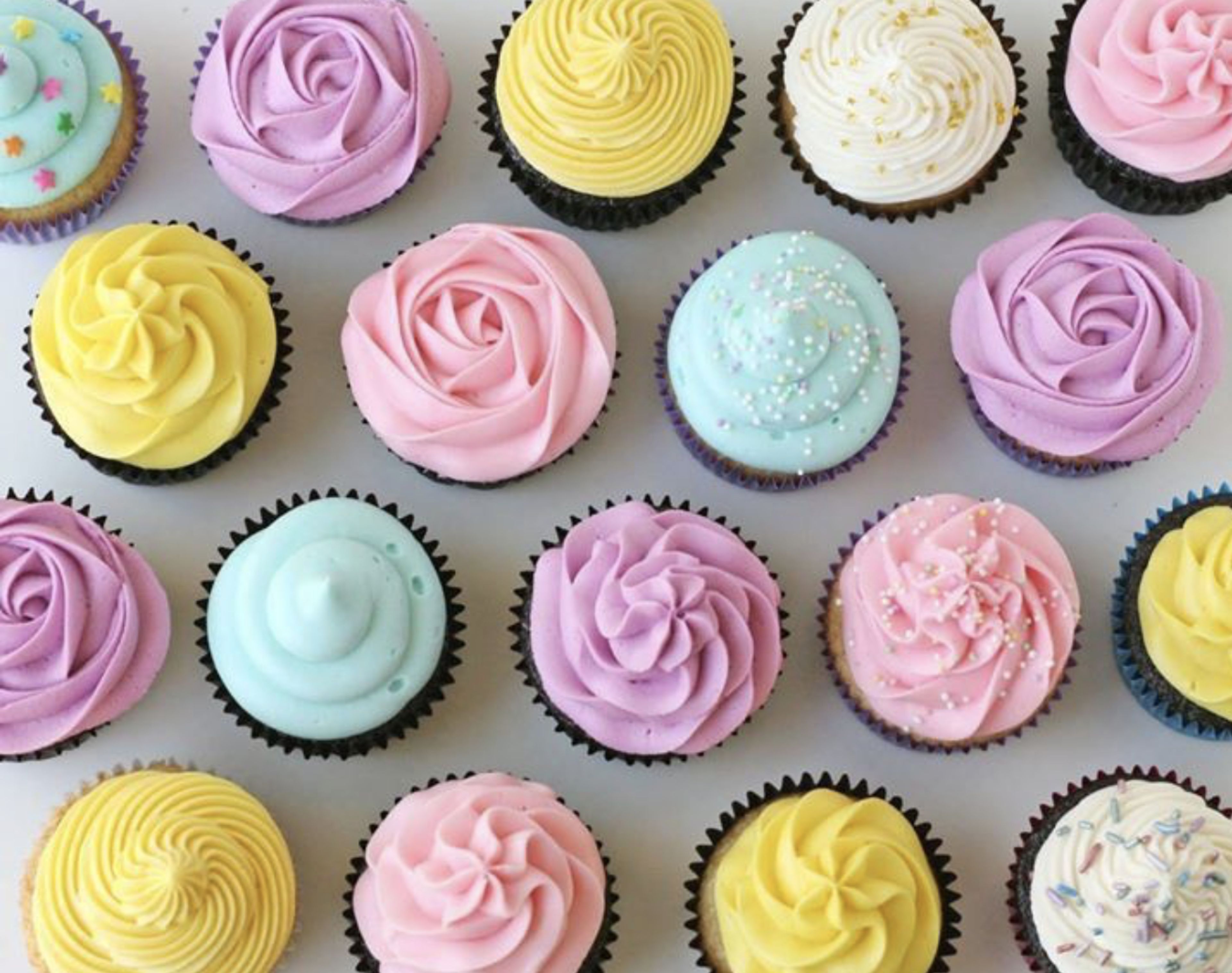 Cover photo of Helena Wirth Custom Cakes