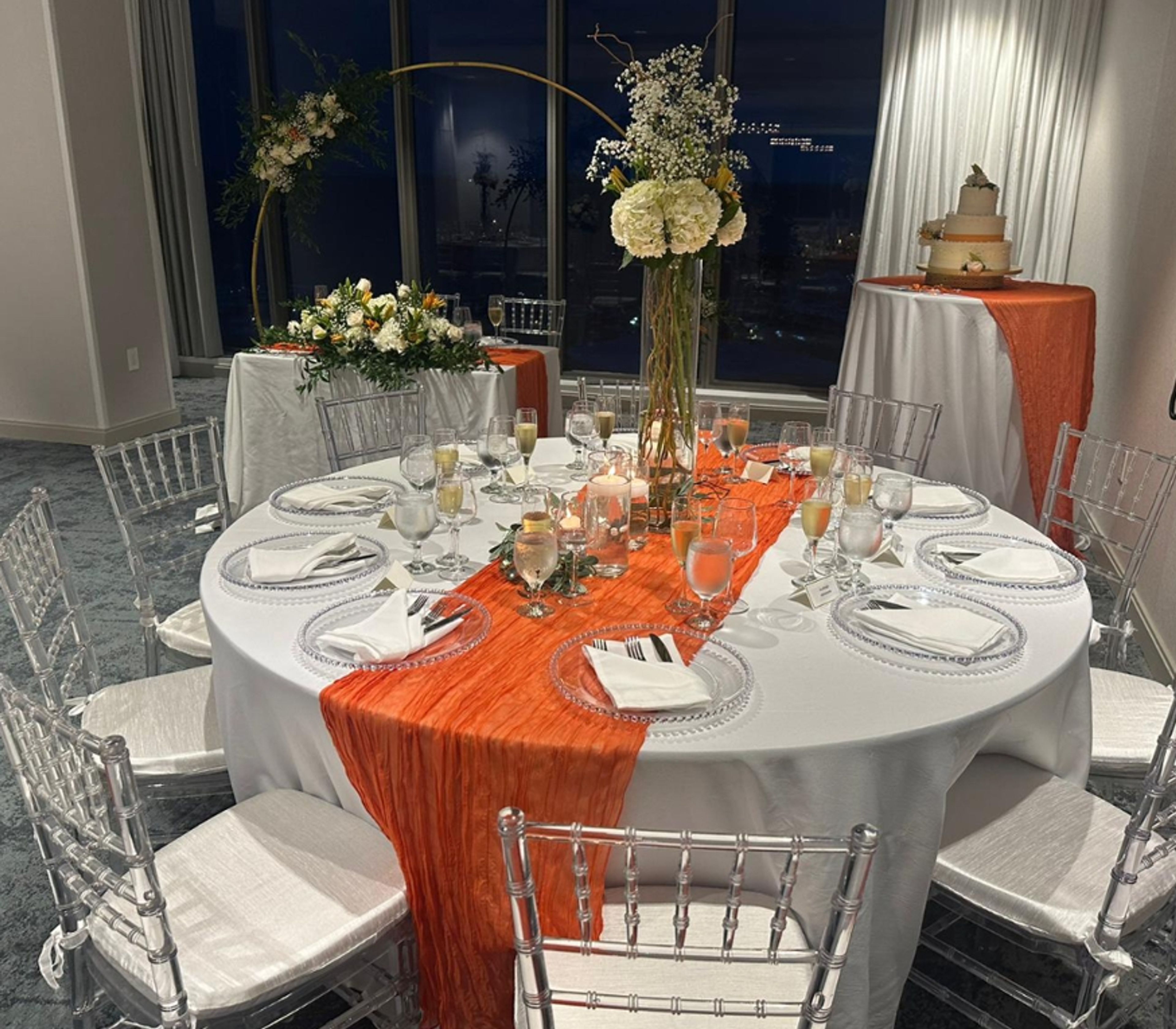 Cover photo of Courtyard Miami Coconut Grove