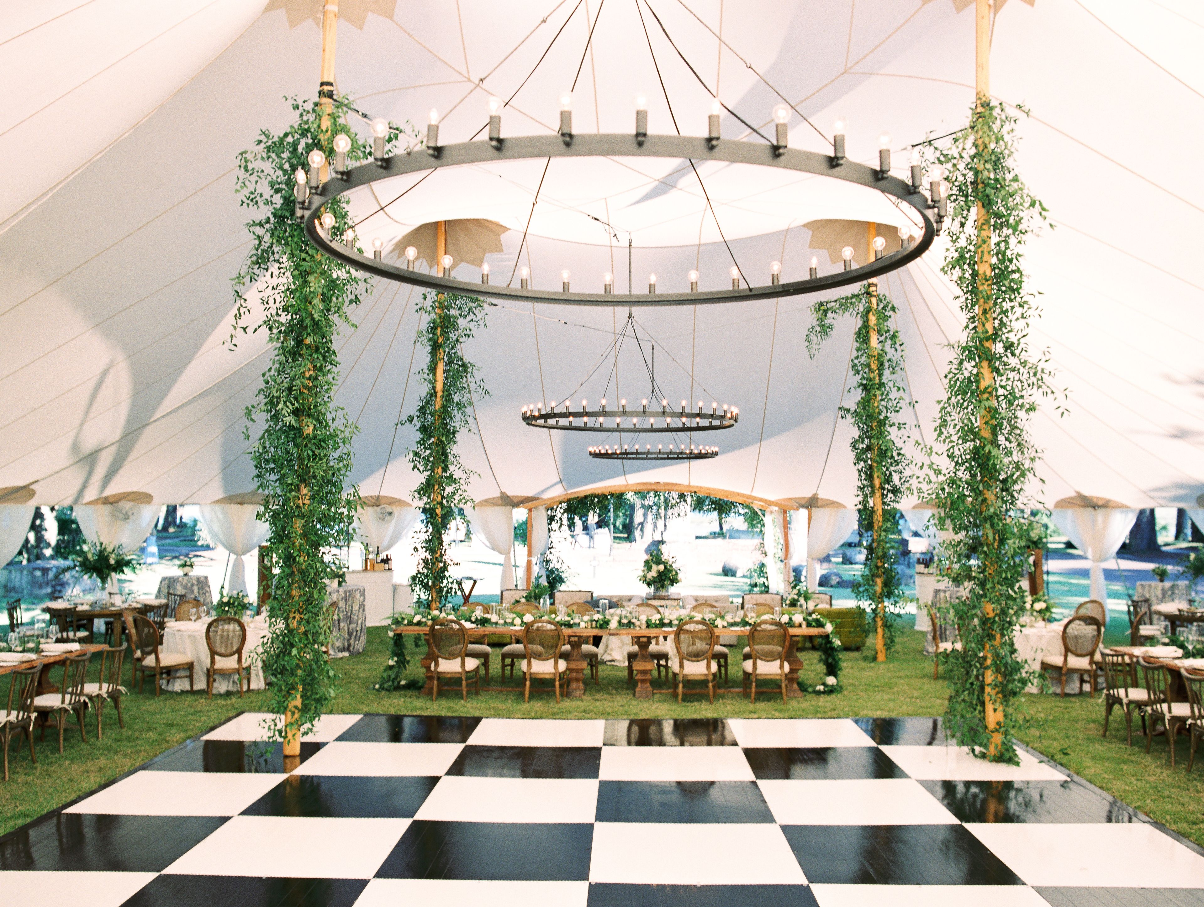 Cover photo of Kelli Corn Weddings & Events