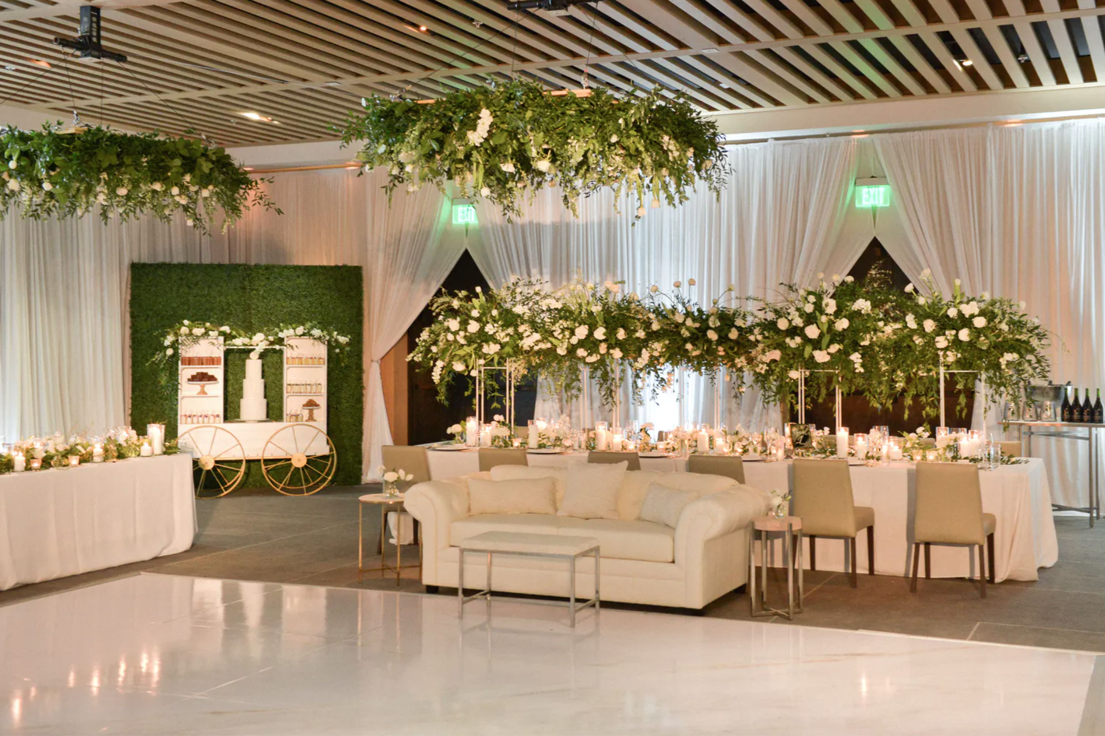 Cover photo of Luxurious Events