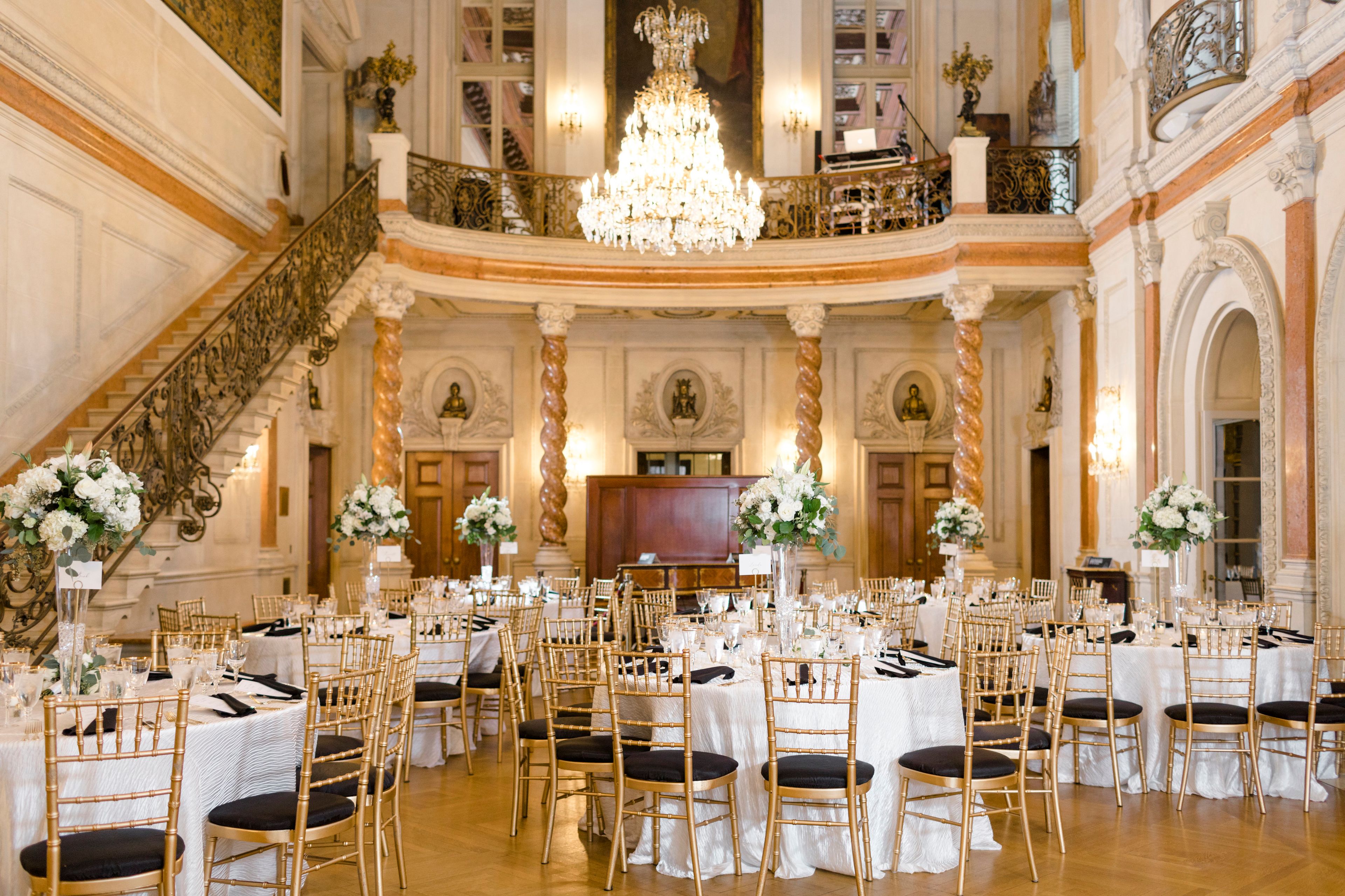 Cover photo of Windows Catering