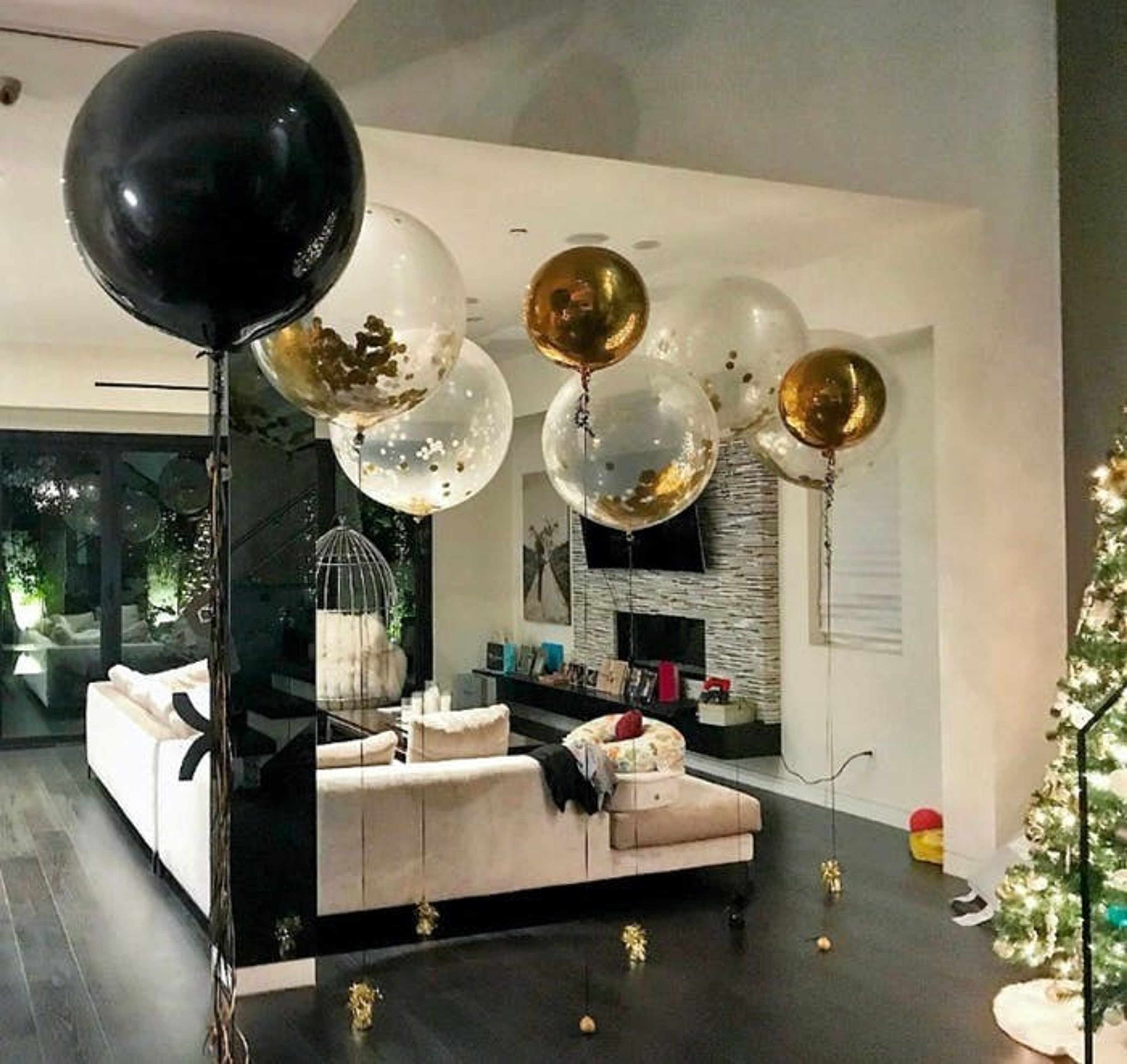 Cover photo of Moonlight Balloons Studio