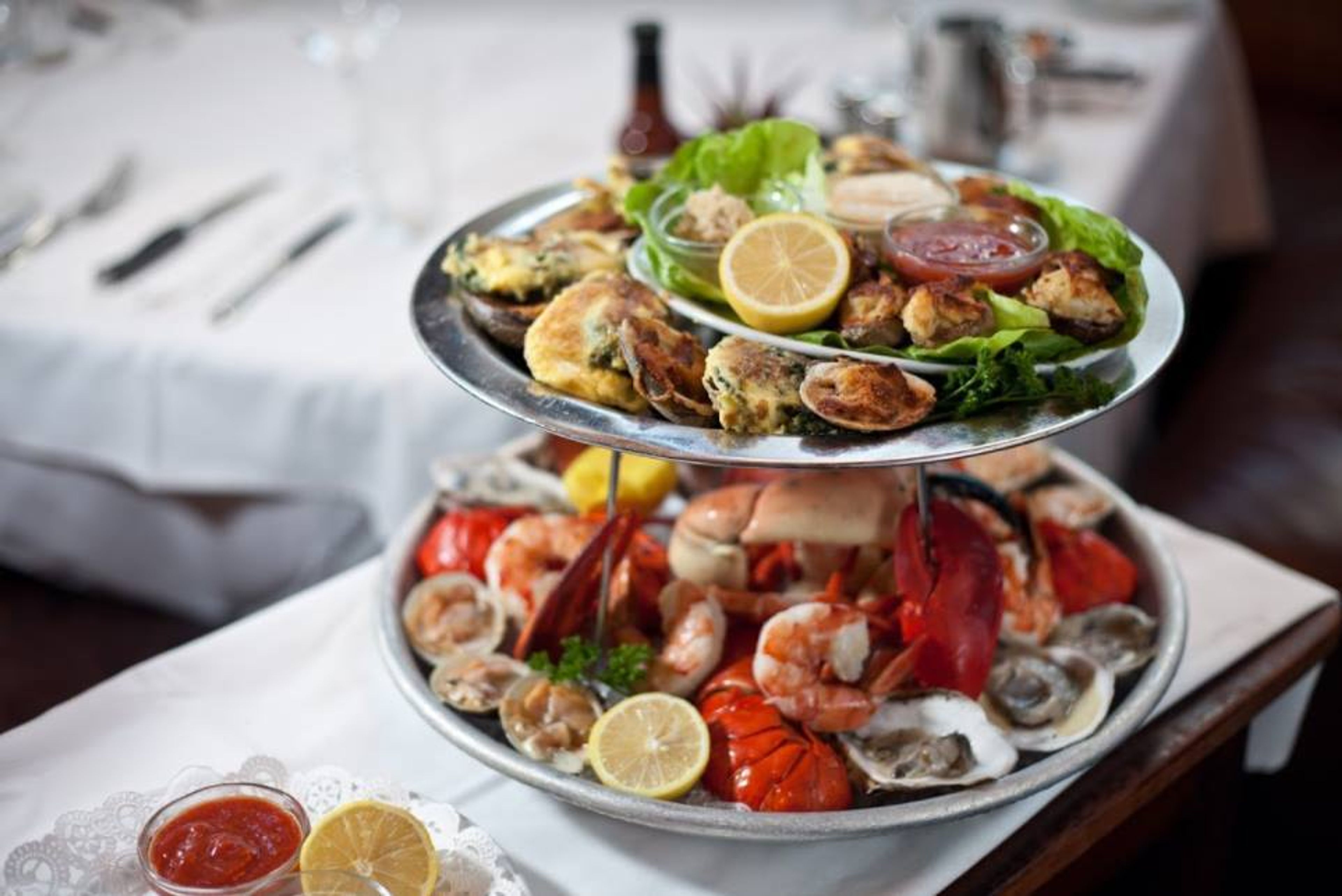 Cover photo of Abe & Louie's