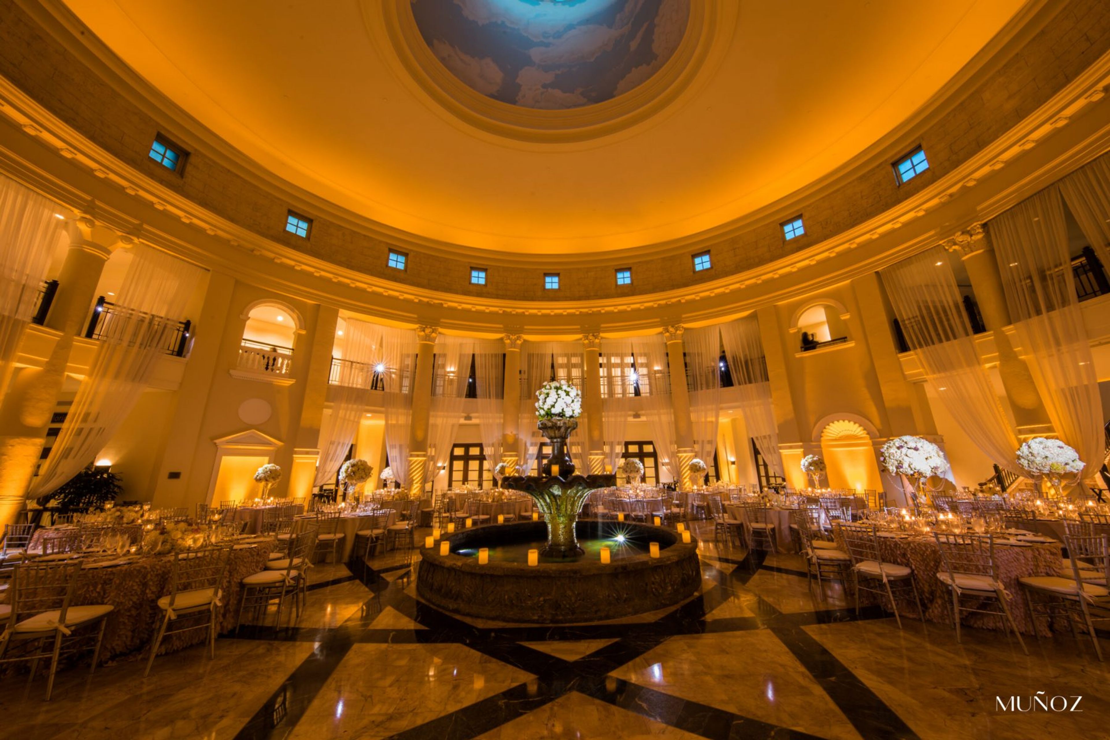 Cover photo of Hotel Colonnade