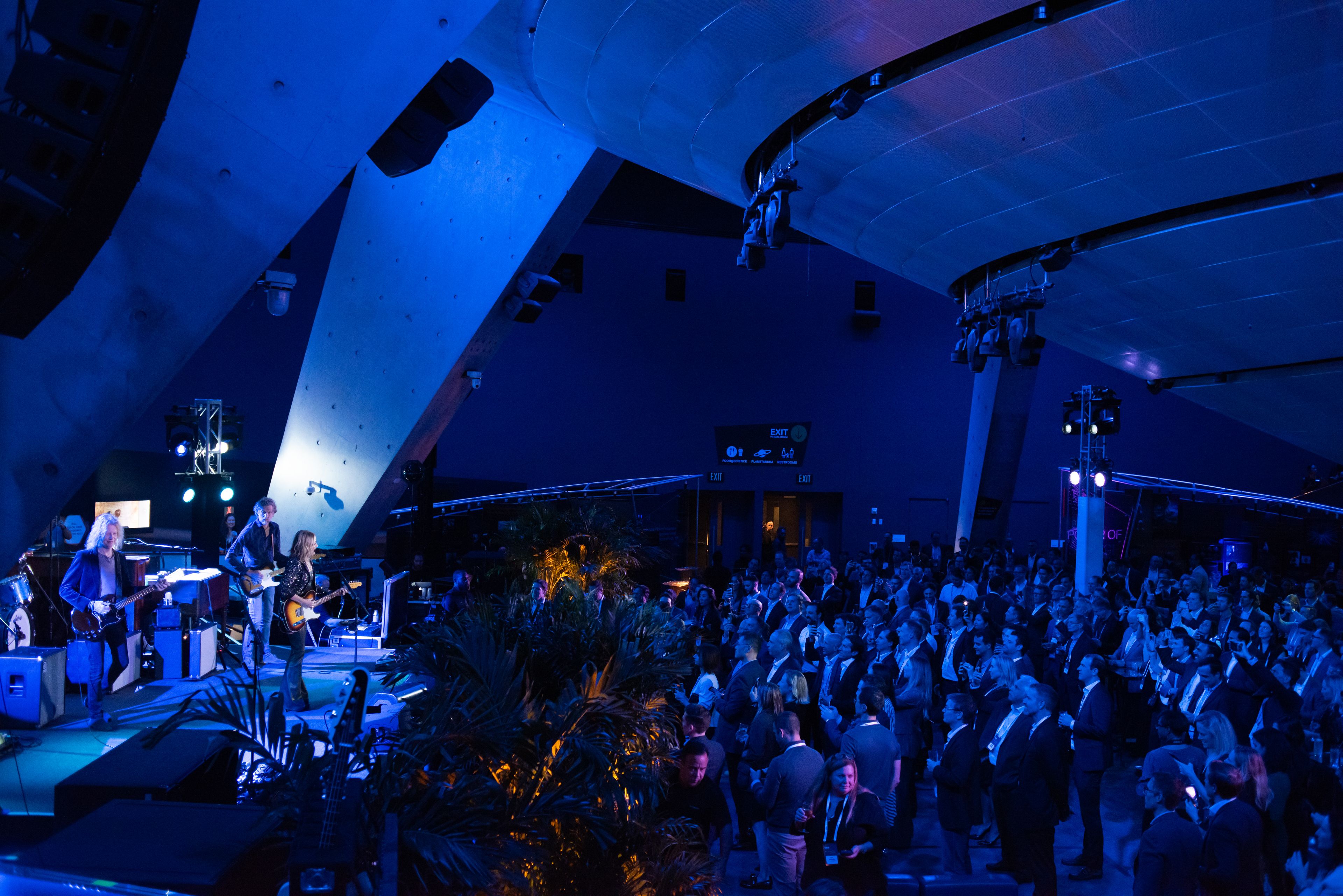 Cover photo of Make It Happen Mgmt by David Landgraf