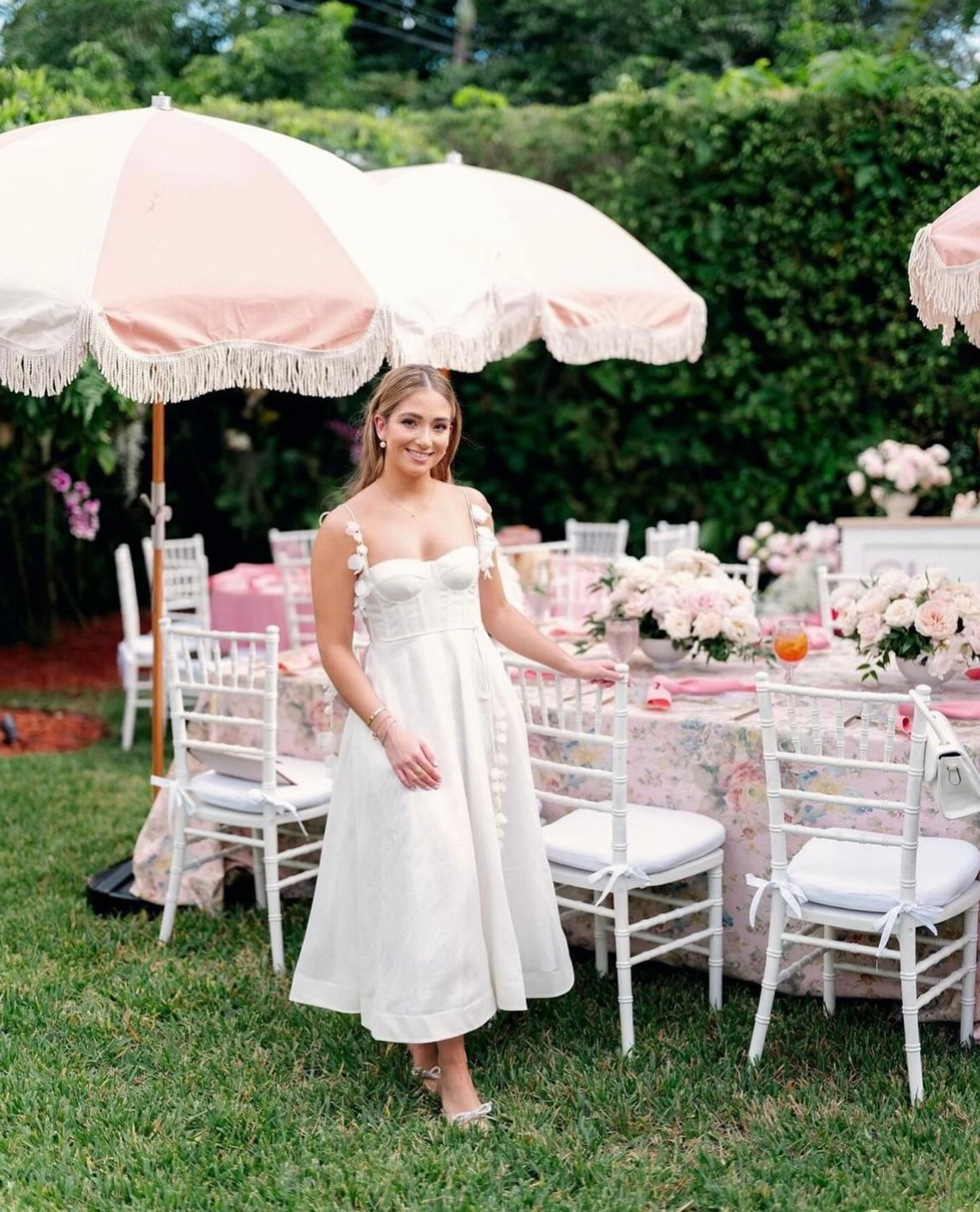 Cover photo of THE FLOWER WALL CO Miami, Palm Beach, Boca Raton