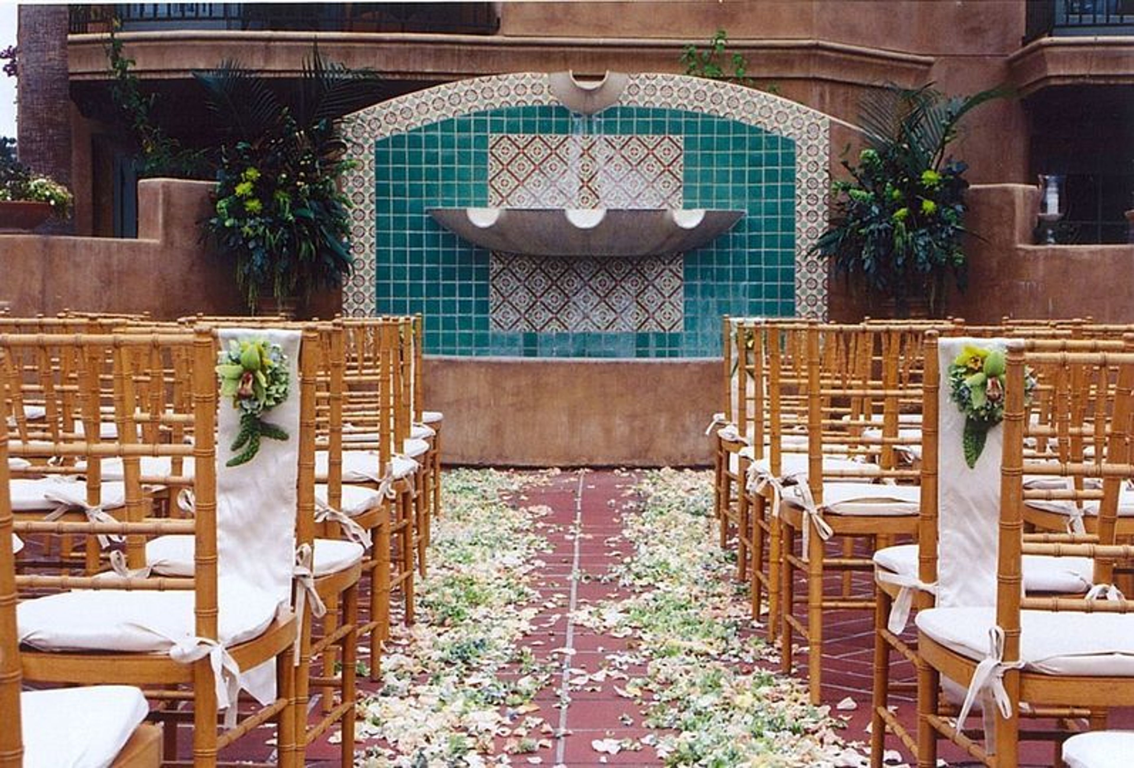 Cover photo of Dio Deka