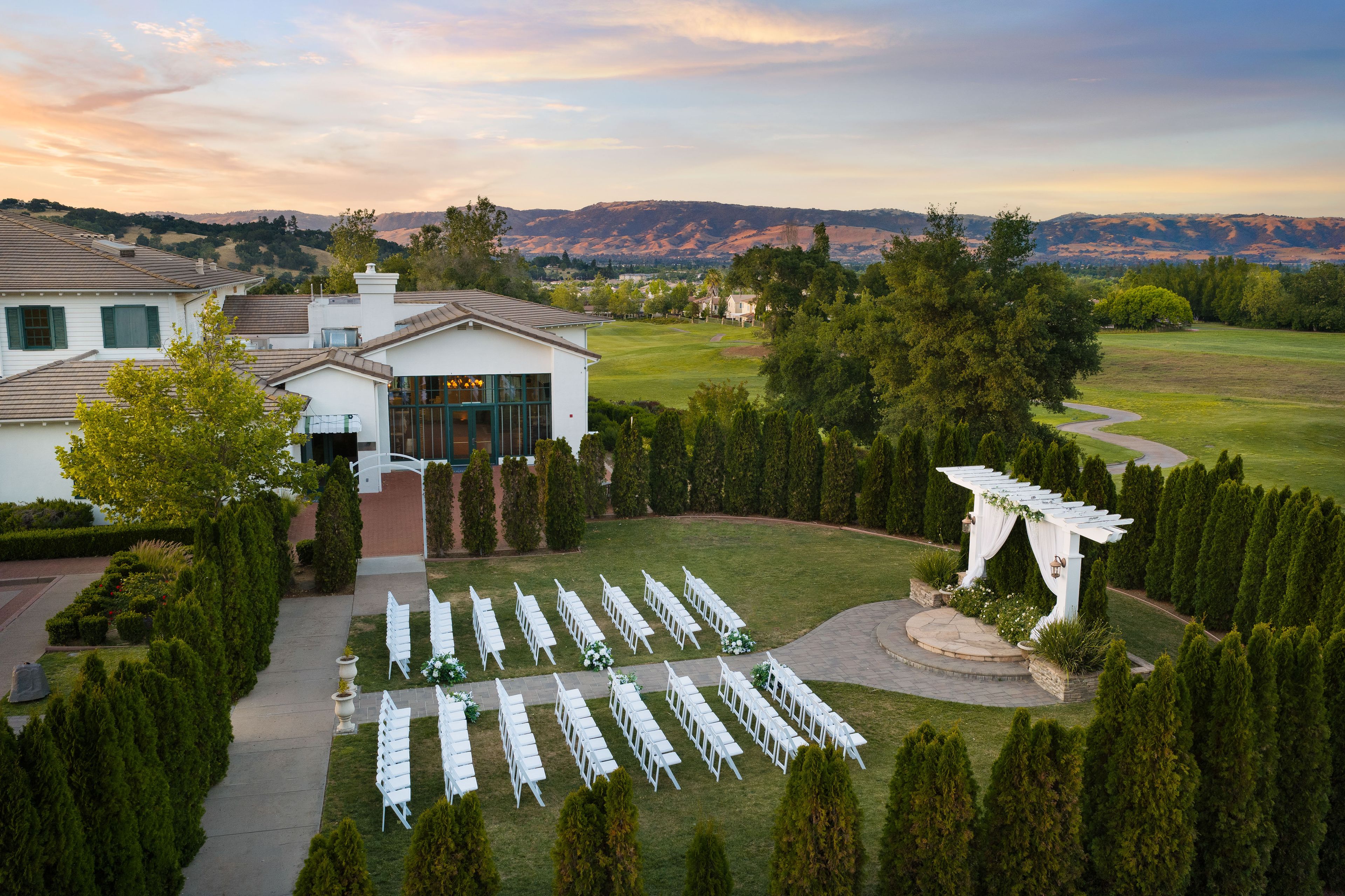 Featured photo from Eagle Ridge by Wedgewood Weddings