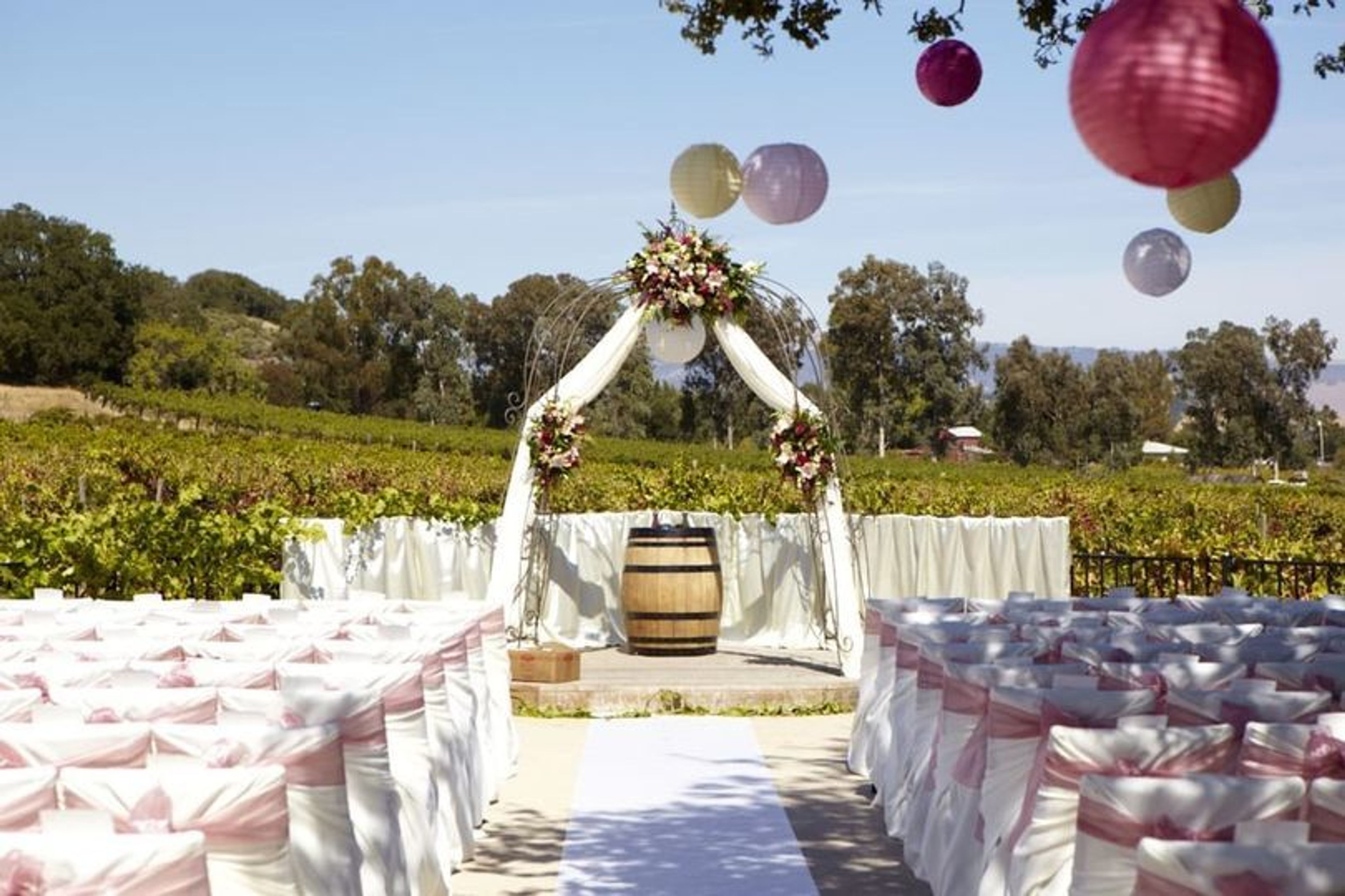 Cover photo of La Vigna at Hecker Pass Winery