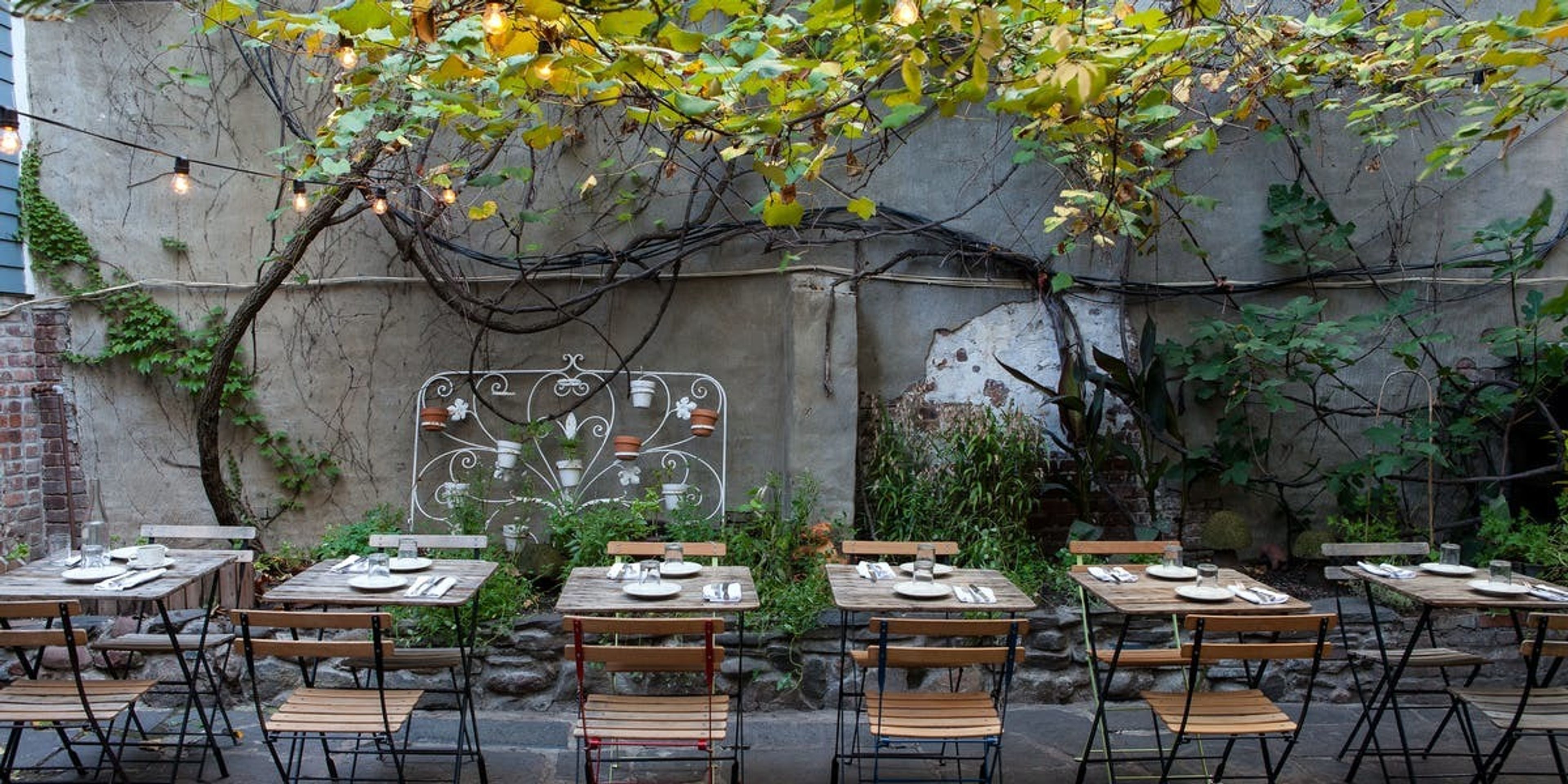 Cover photo of Vinegar Hill House