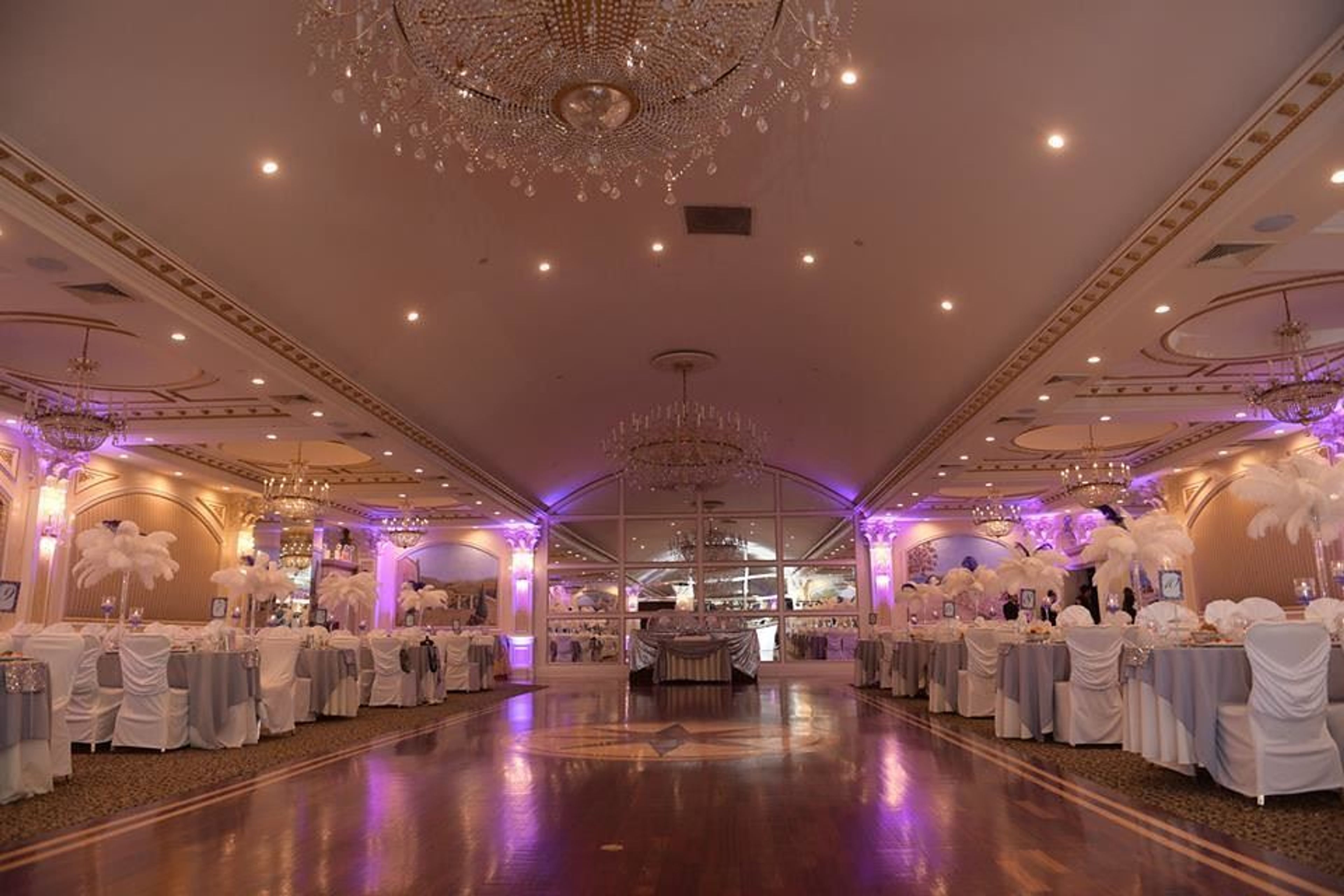 Cover photo of Verdi's of Westbury