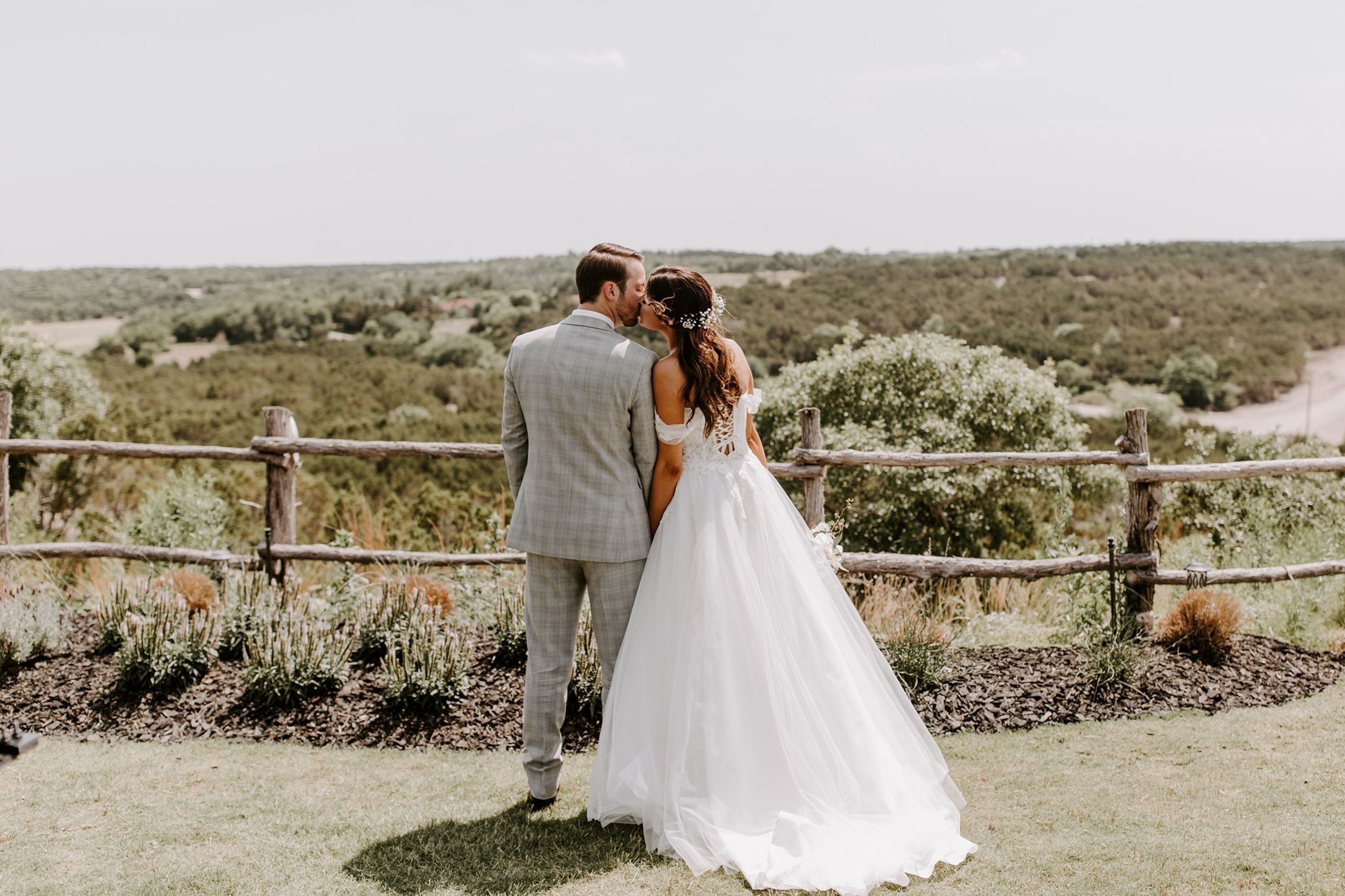 Cover photo of Dove Ridge Vineyard