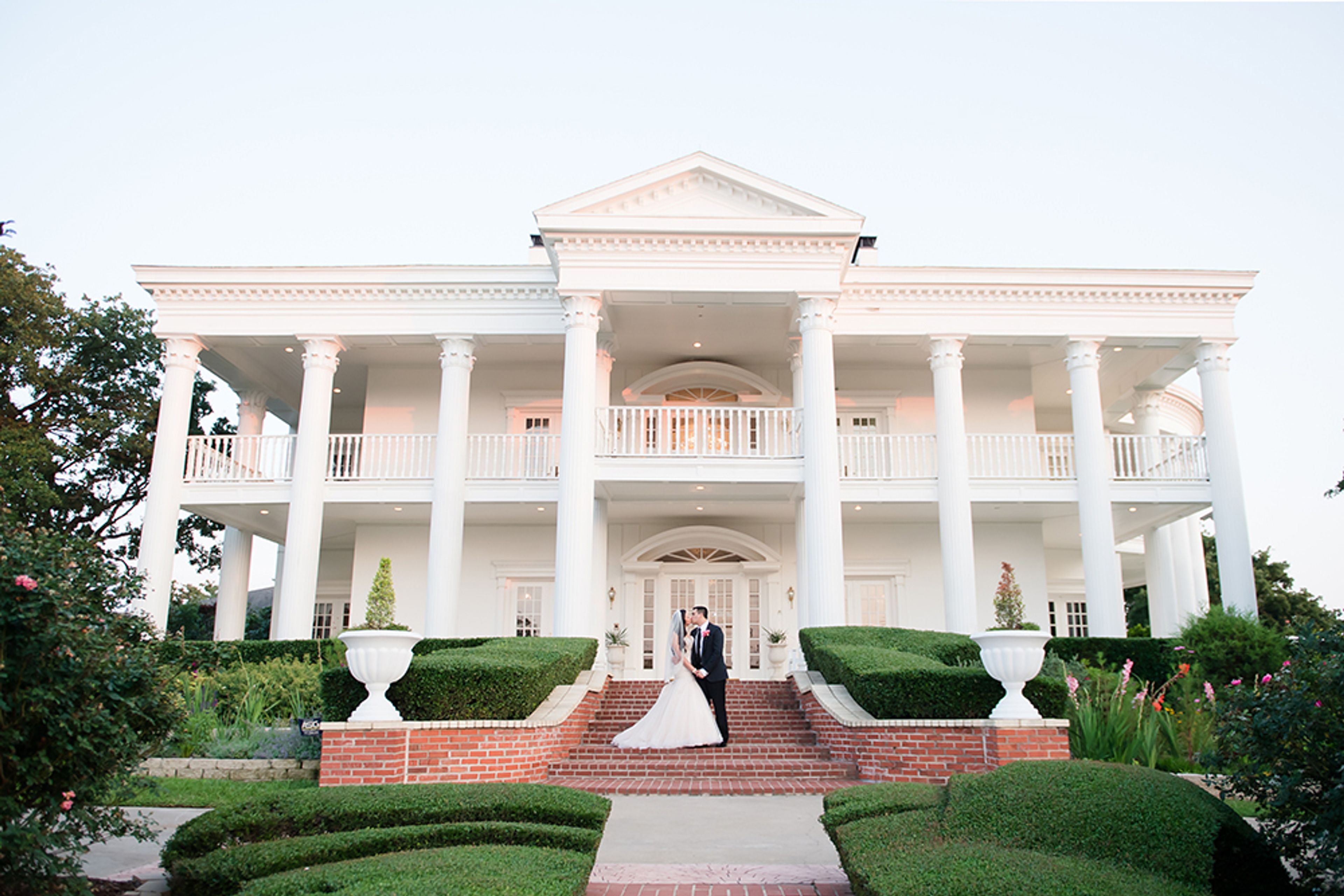 Cover photo of Lone Star Mansion