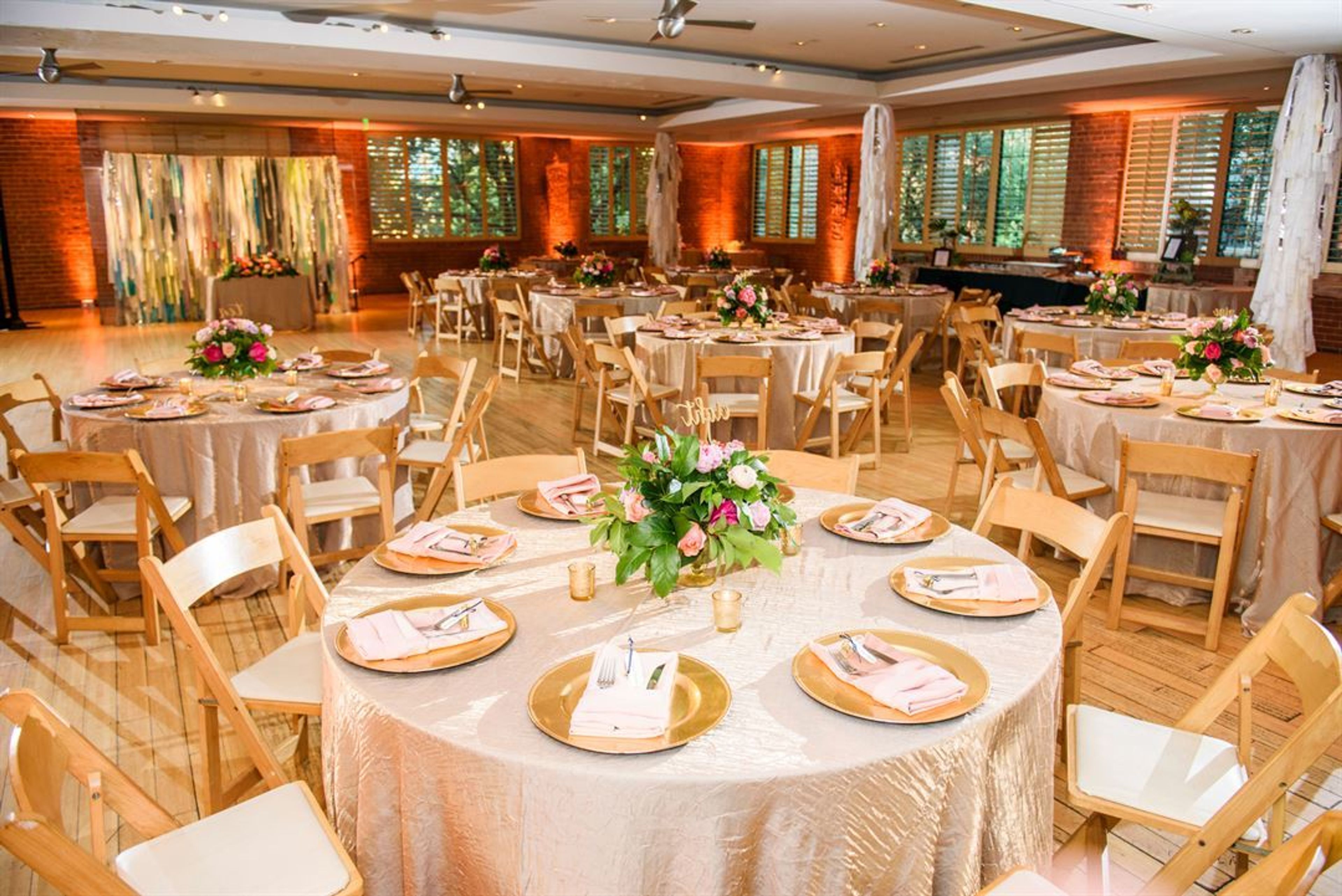 Cover photo of Dallas World Aquarium