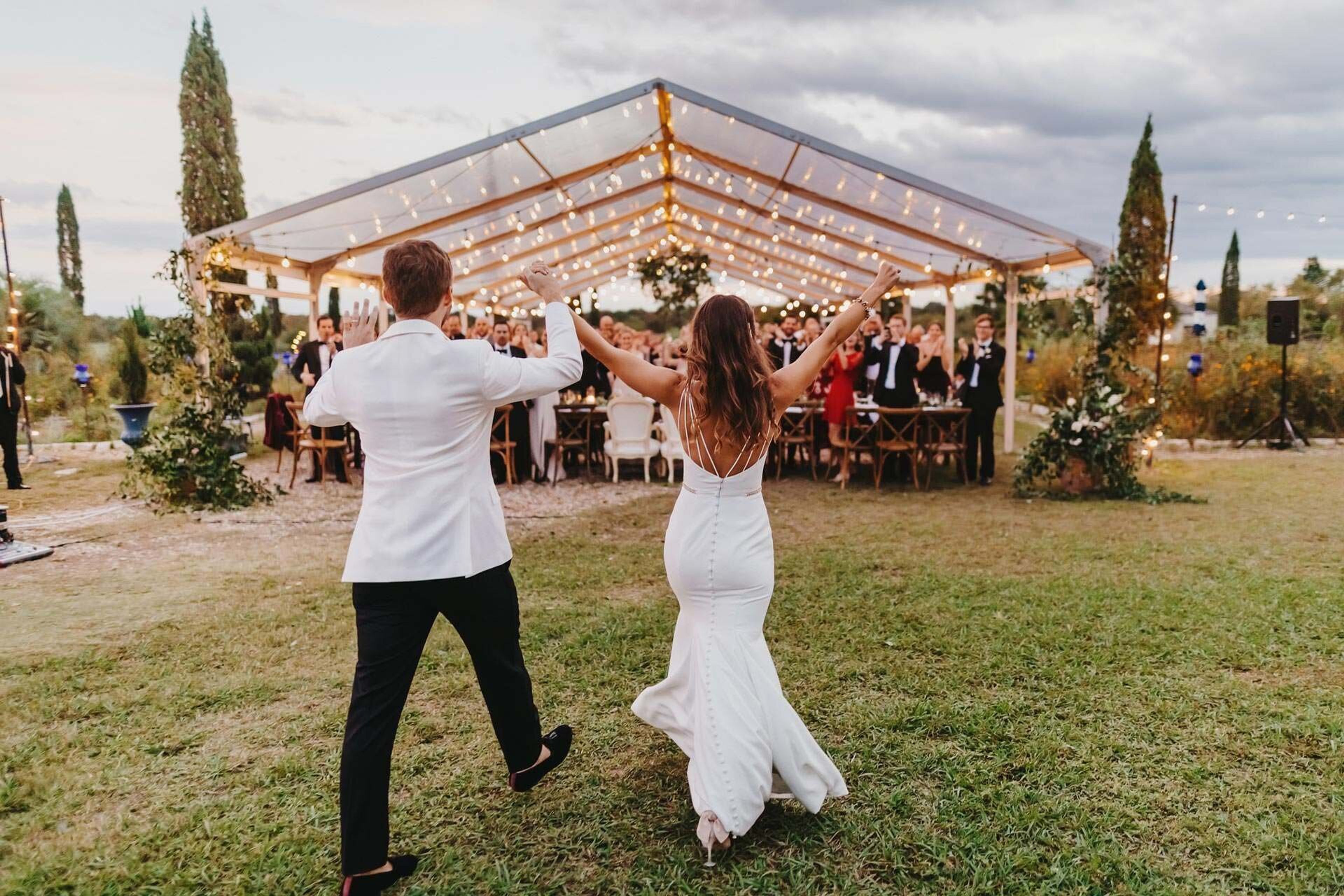 Cover photo of Bird Dog Weddings