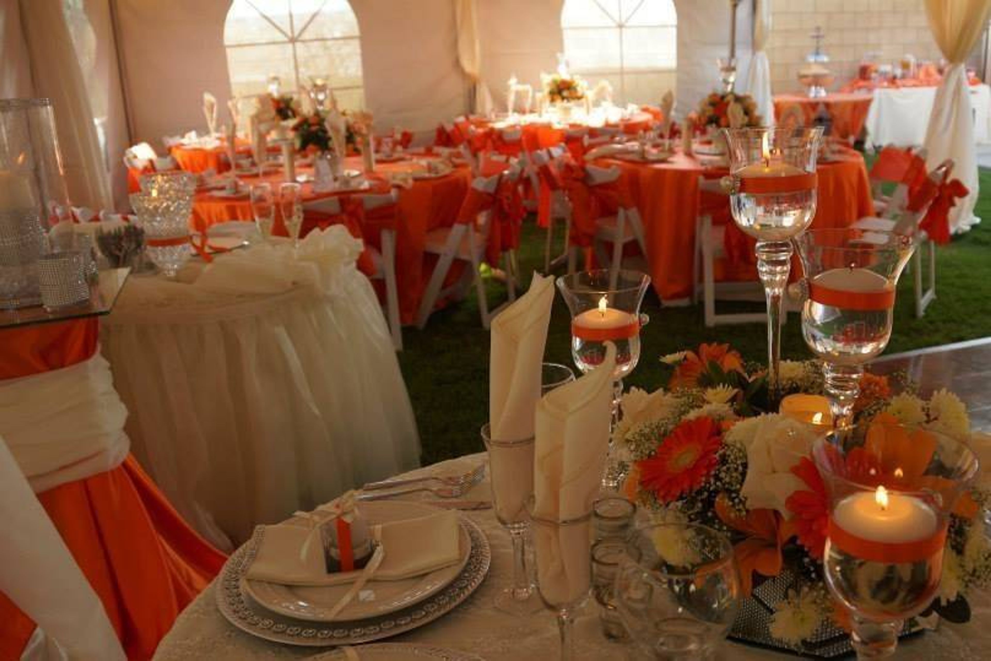 Cover photo of Elegante Creations