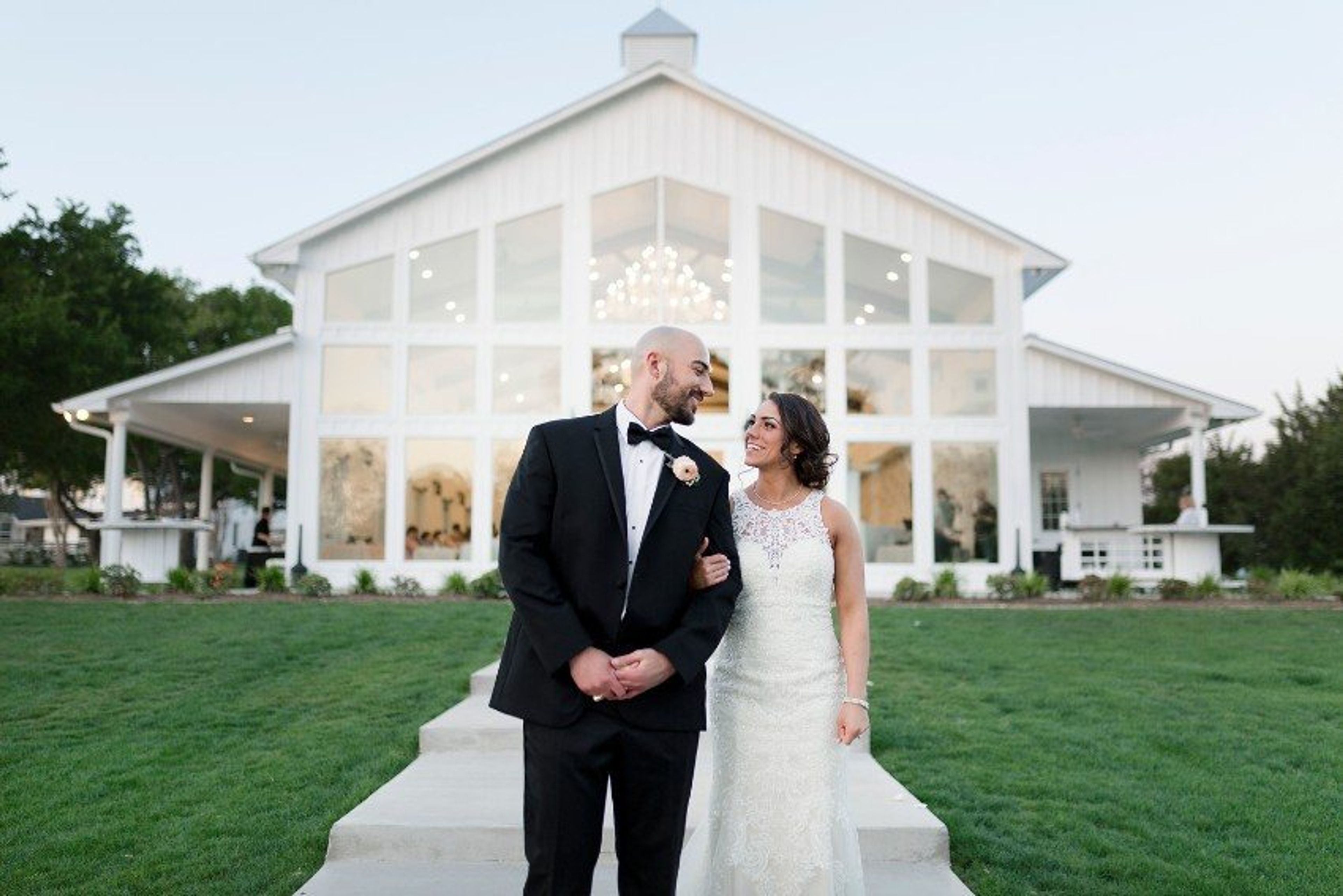 Cover photo of Southern Chic Weddings and Events