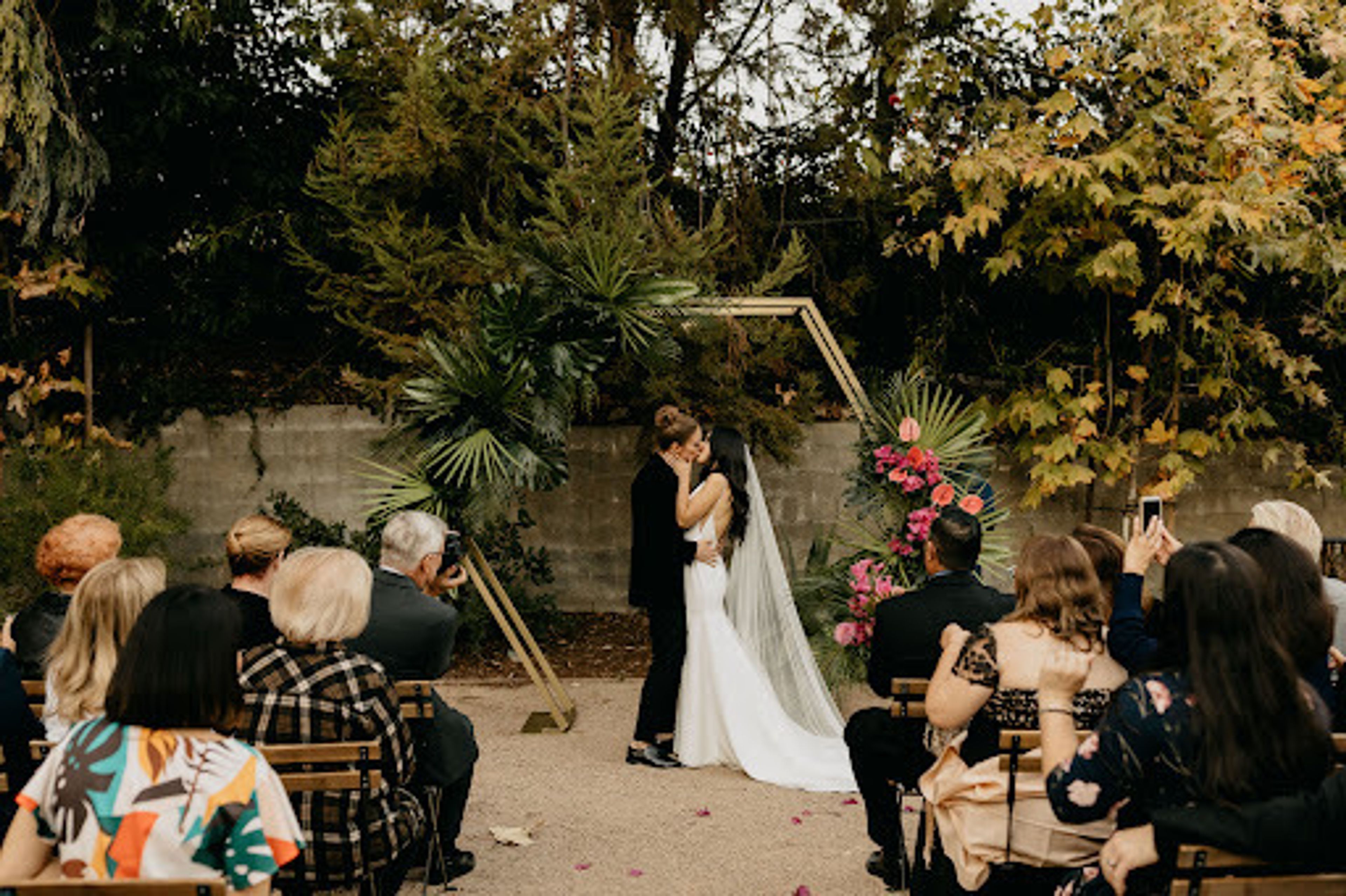 Cover photo of Lux Art Institue