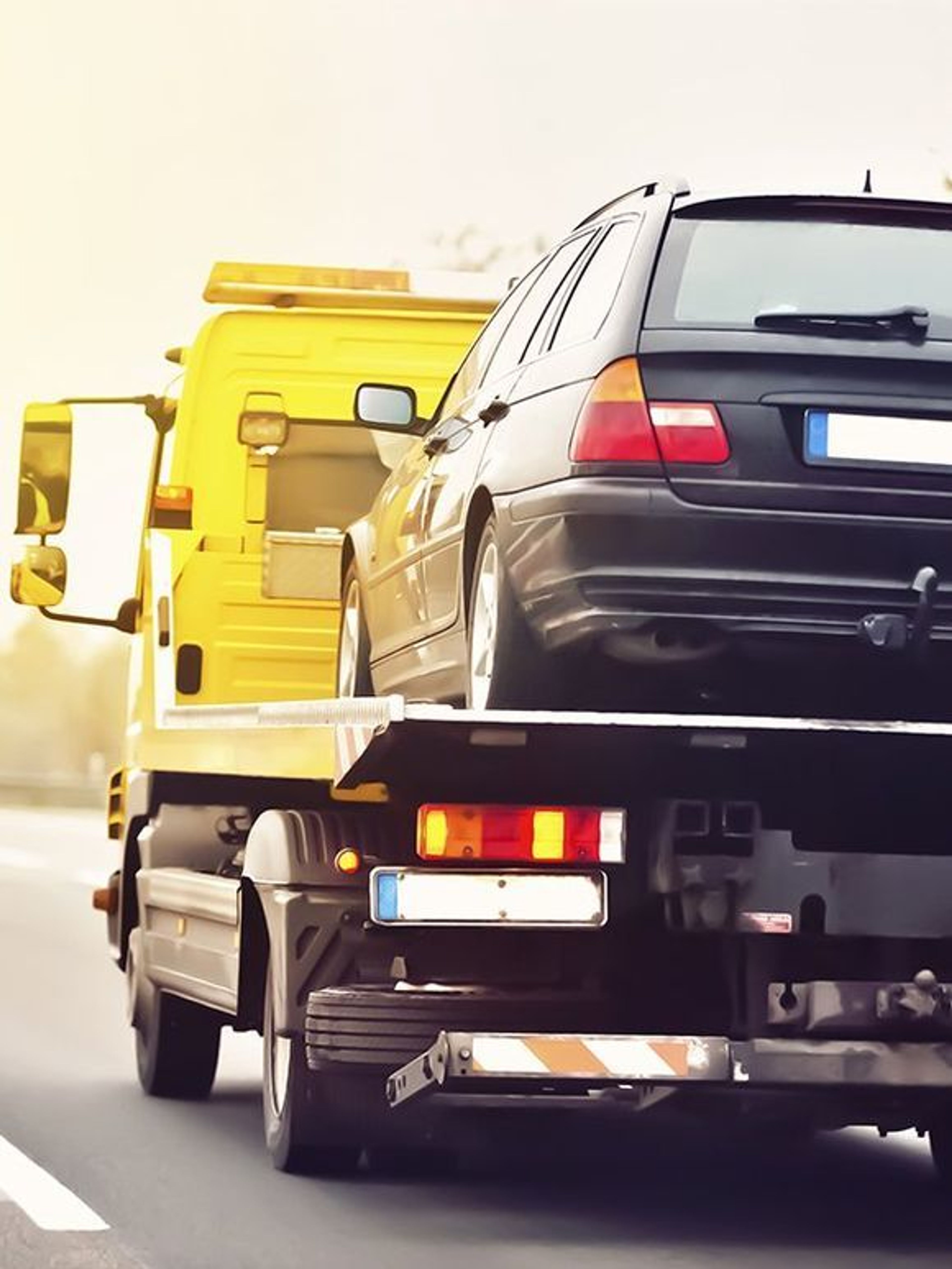 Cover photo of Azteca Towing