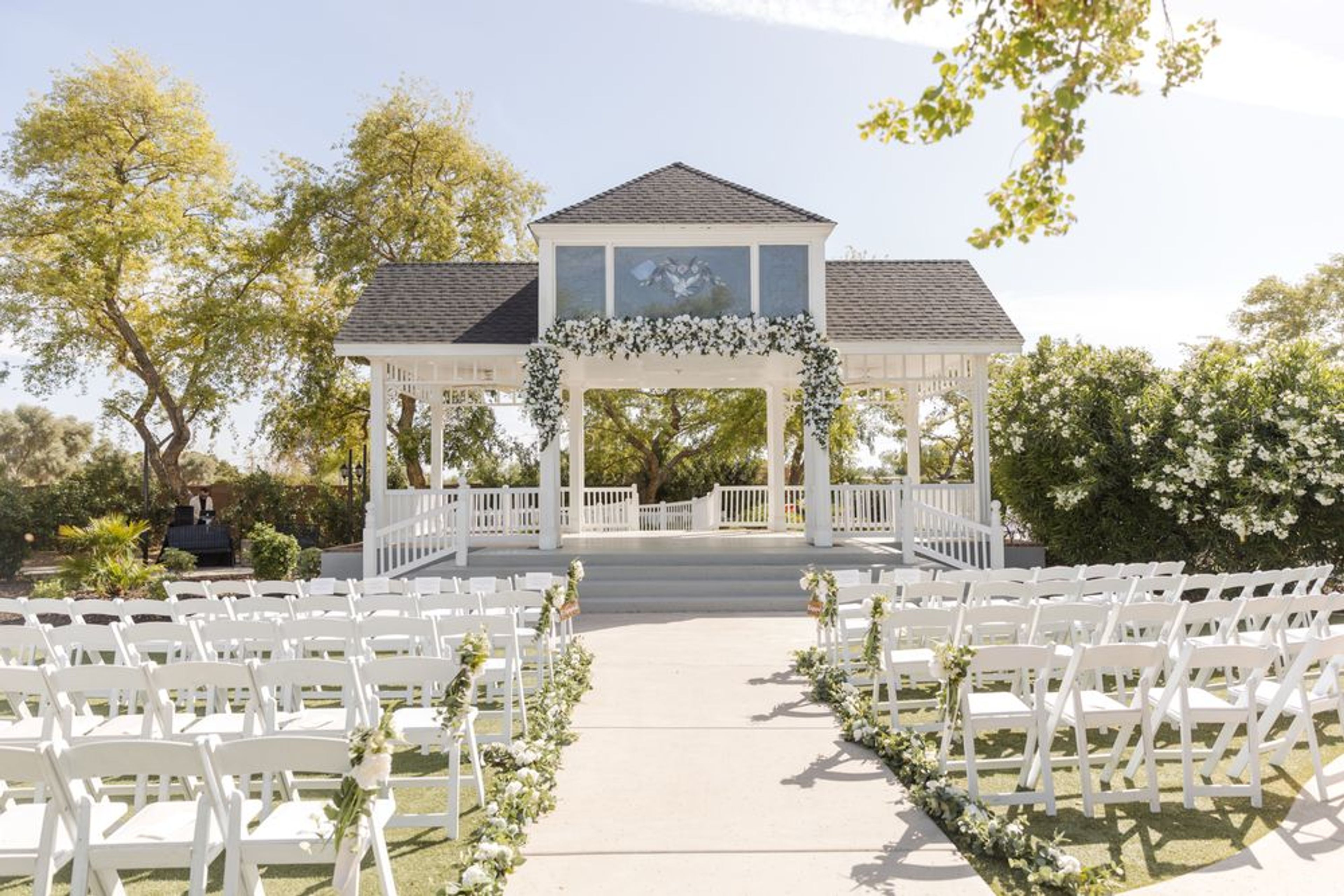 Cover photo of Lindsay Grove by Wedgewood Weddings
