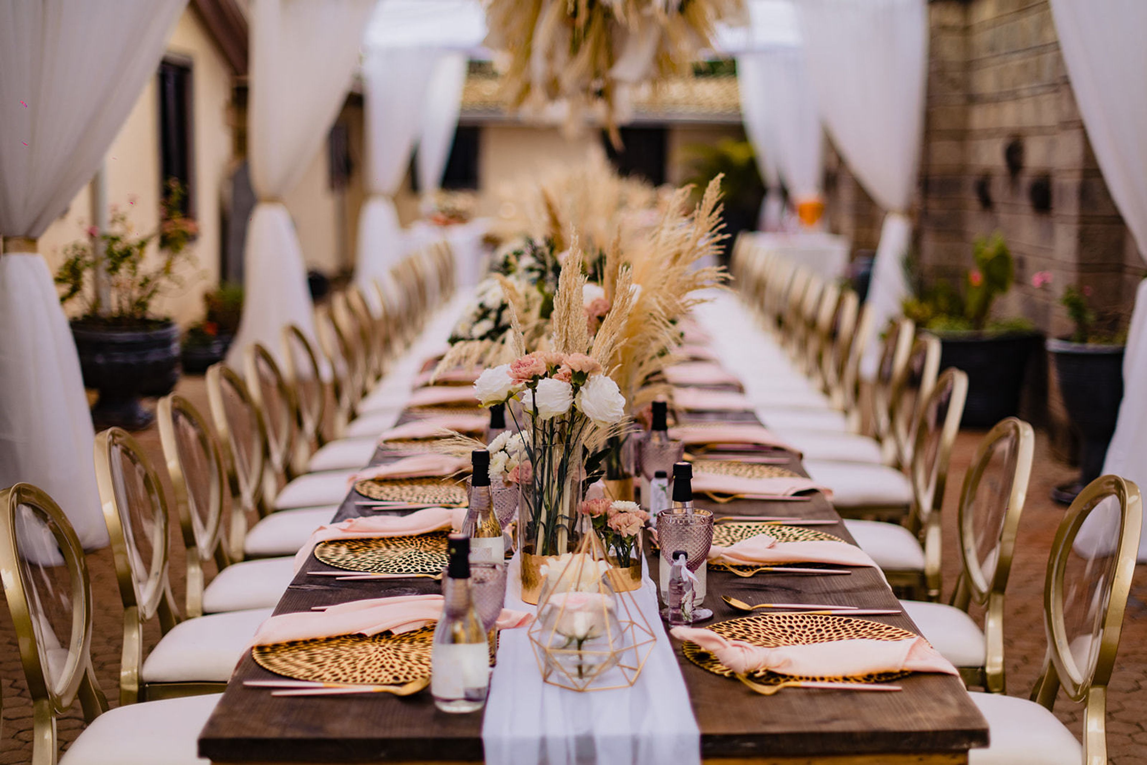 Cover photo of Chic - Aura