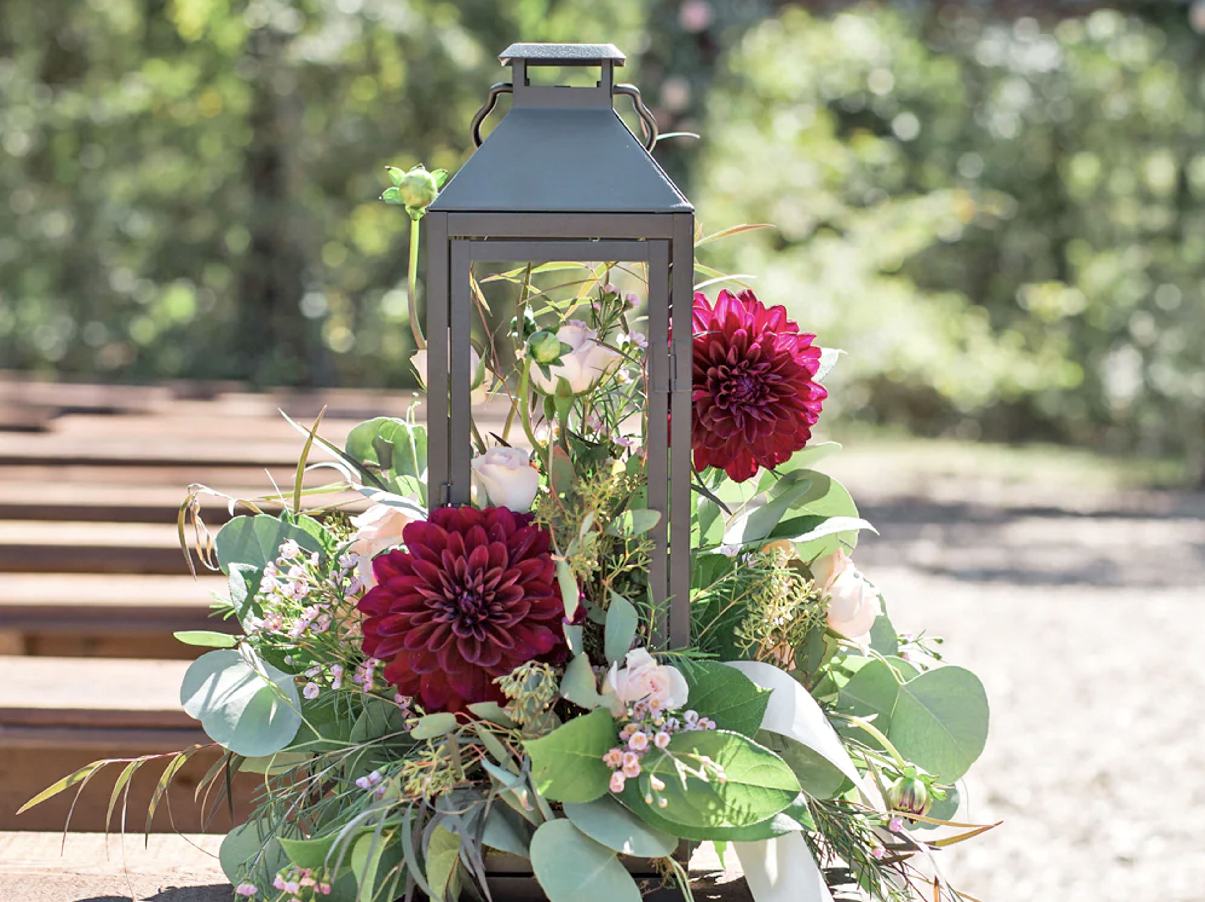 Cover photo of In Bloom Flowers