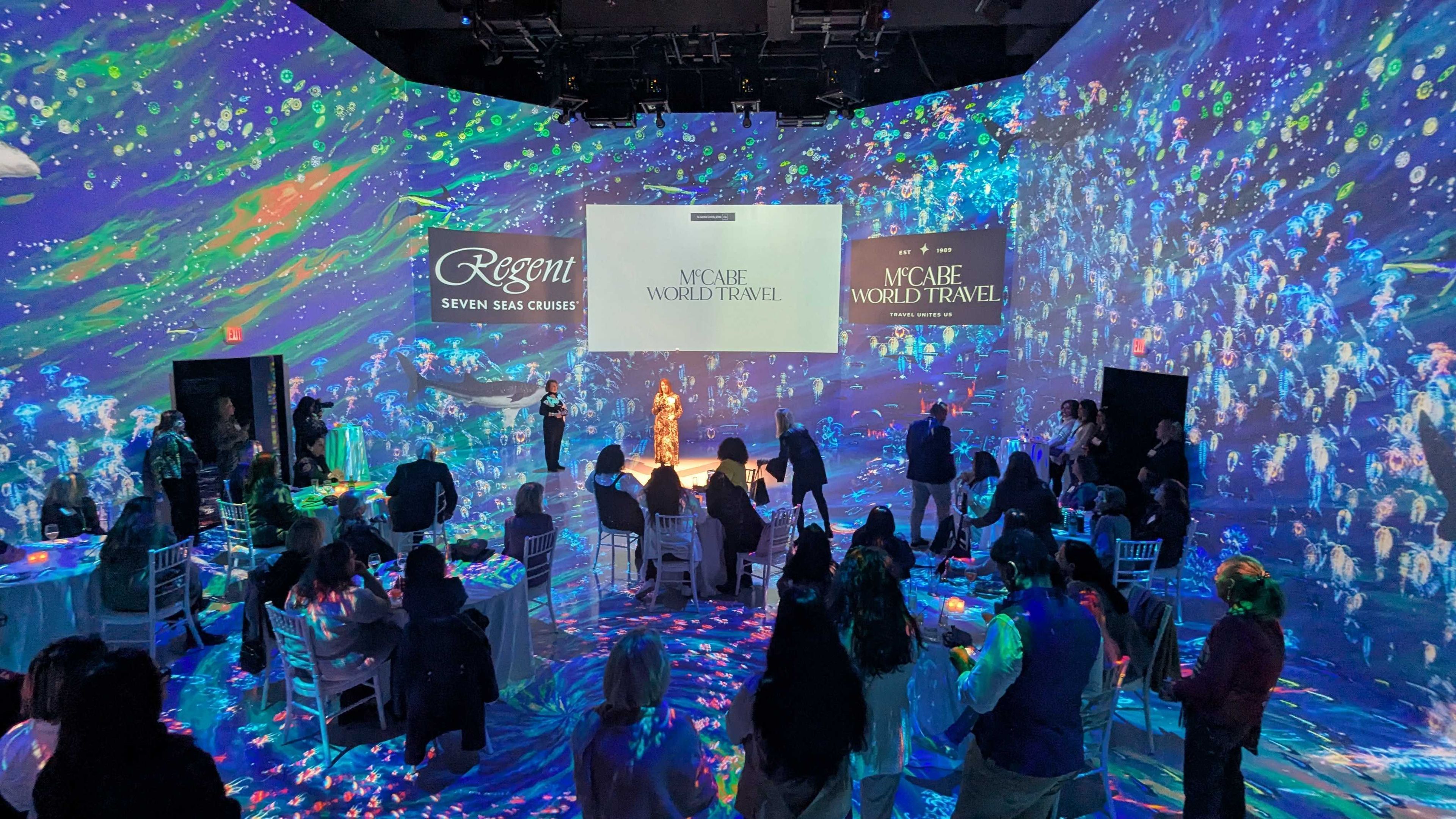 Cover photo of ARTECHOUSE