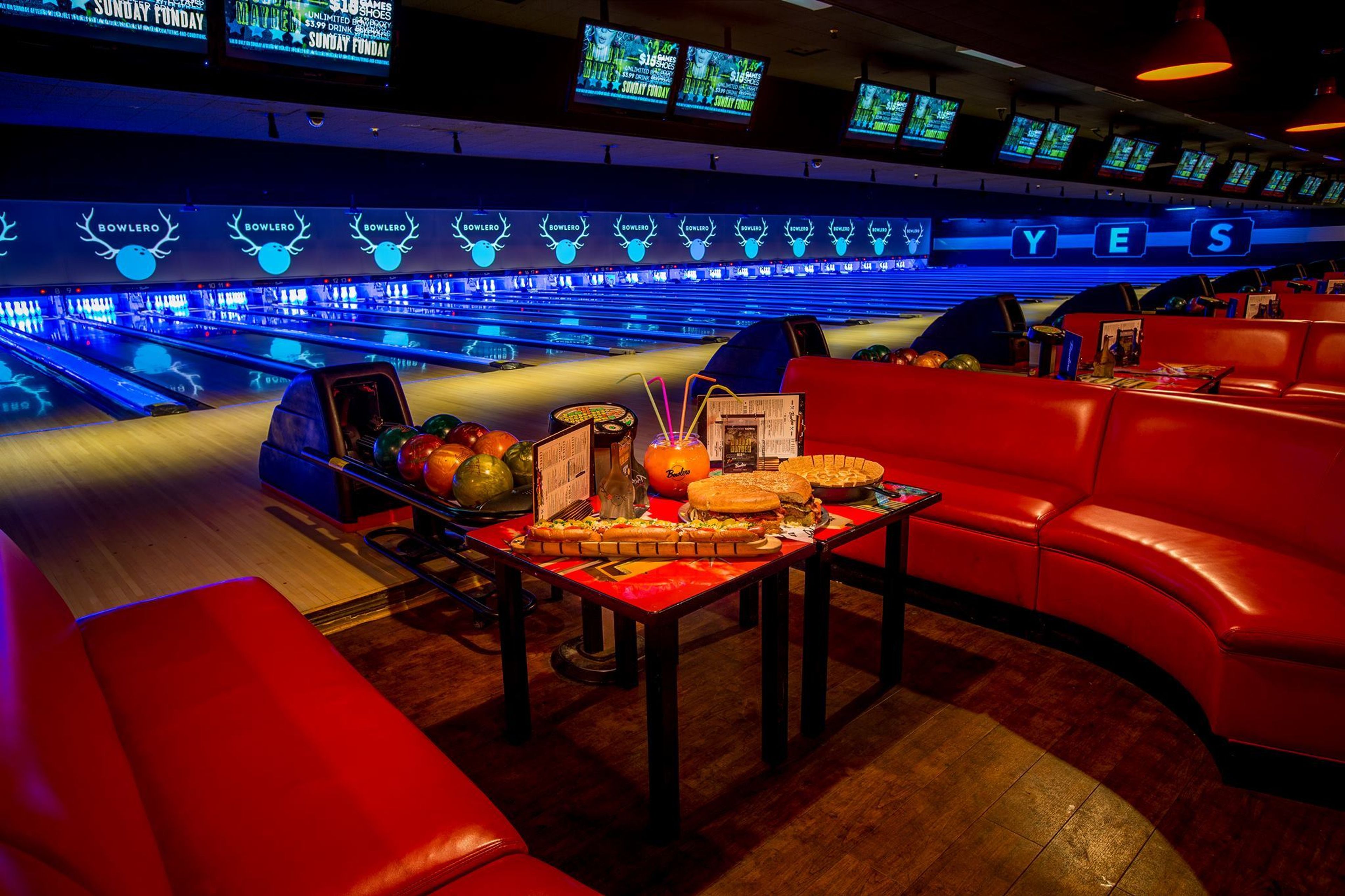 Cover photo of Bowlero Annandale