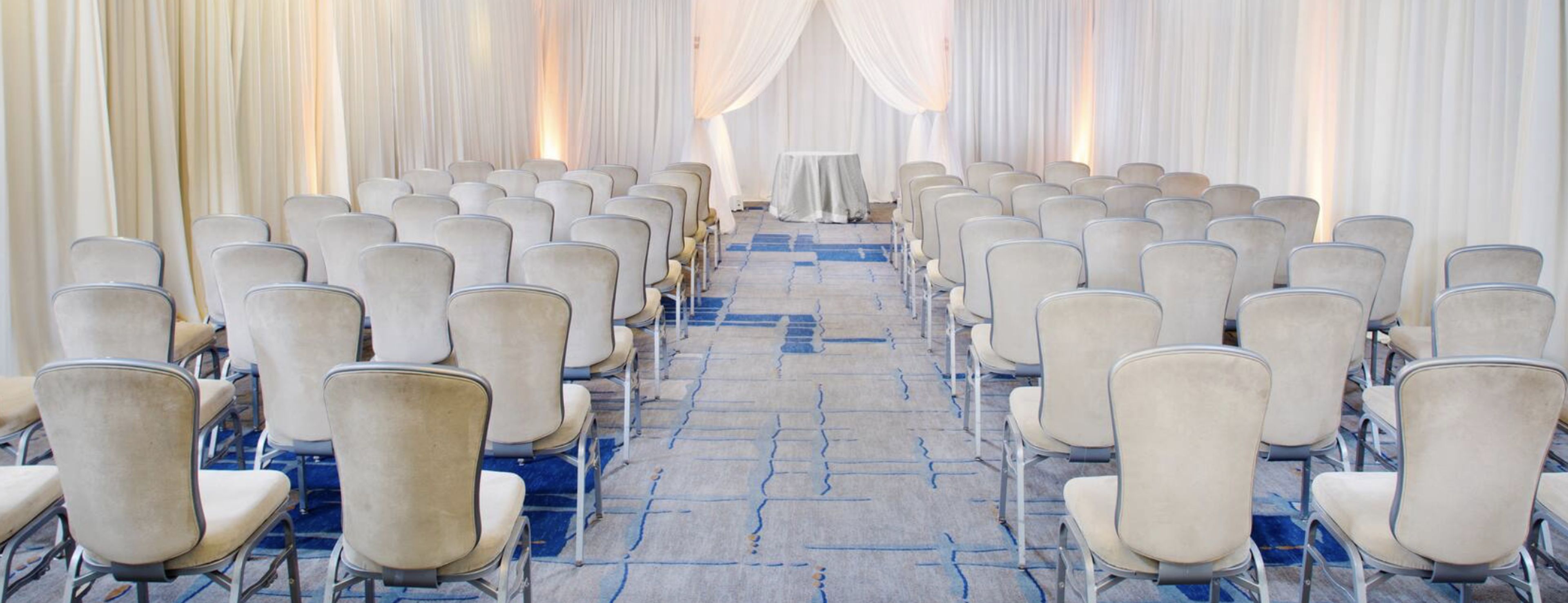 Cover photo of DoubleTree by Hilton Hotel Baltimore - BWI Airport