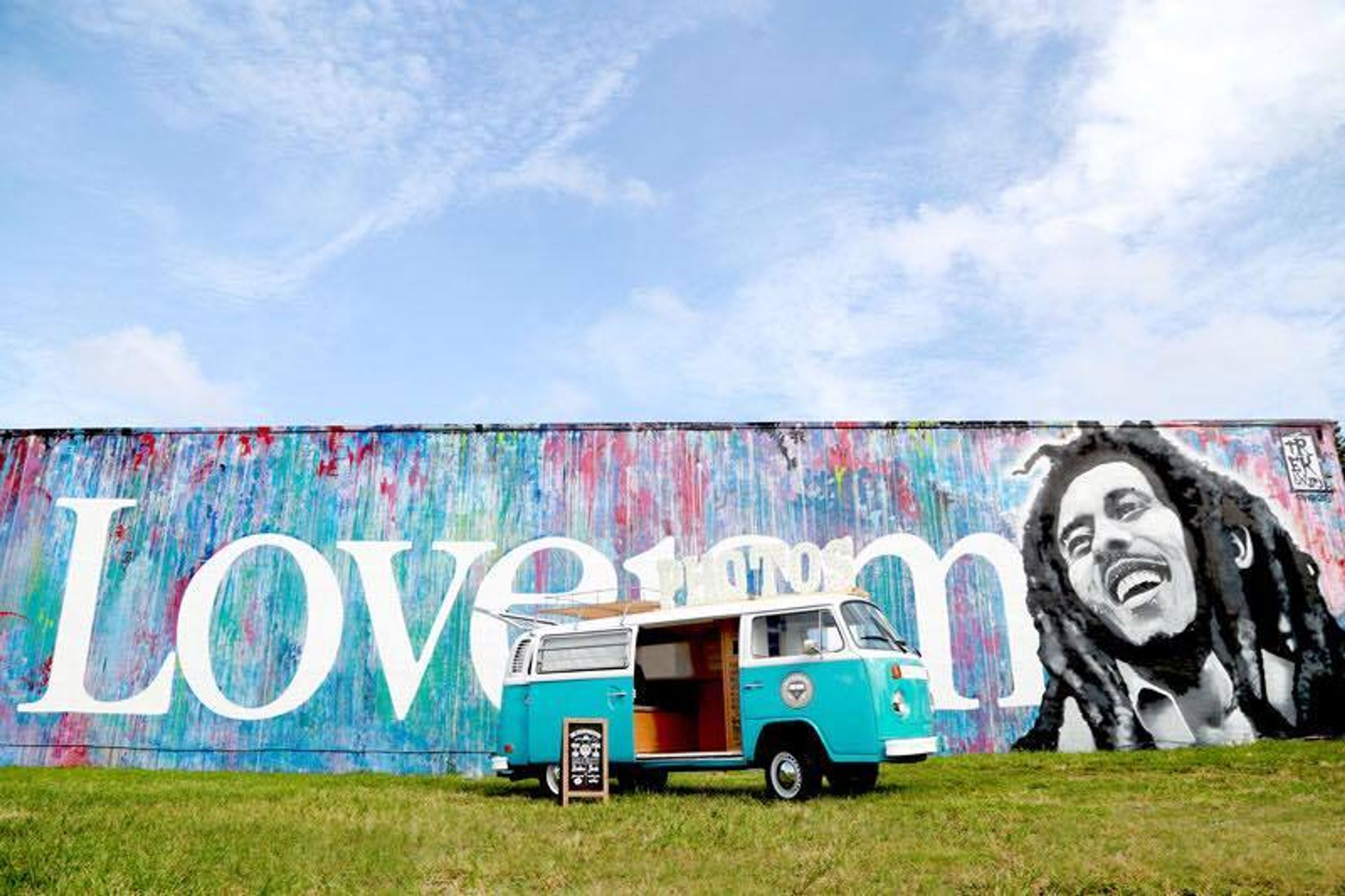 Cover photo of Retronesq