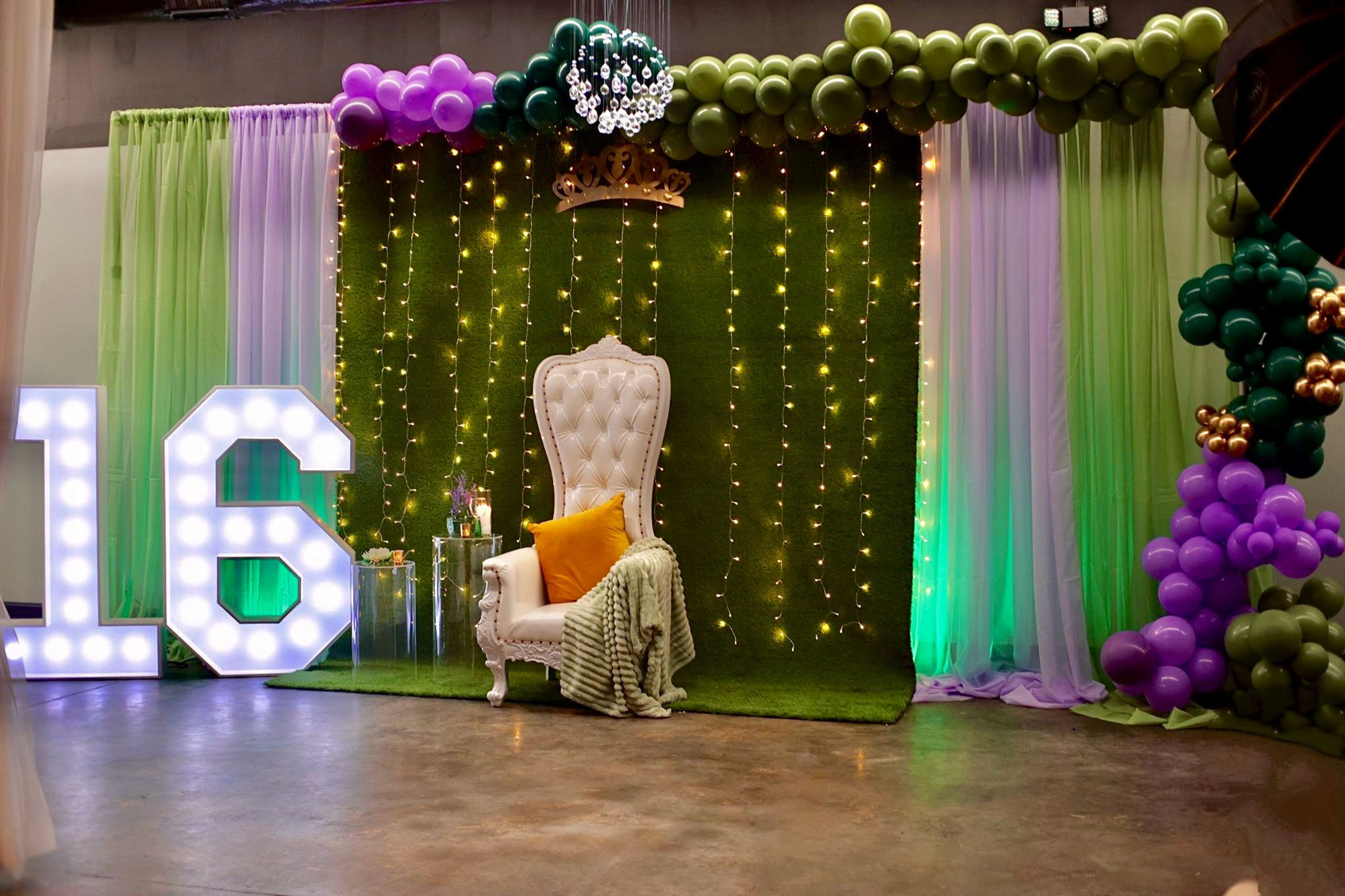 Cover photo of Luna's Cove