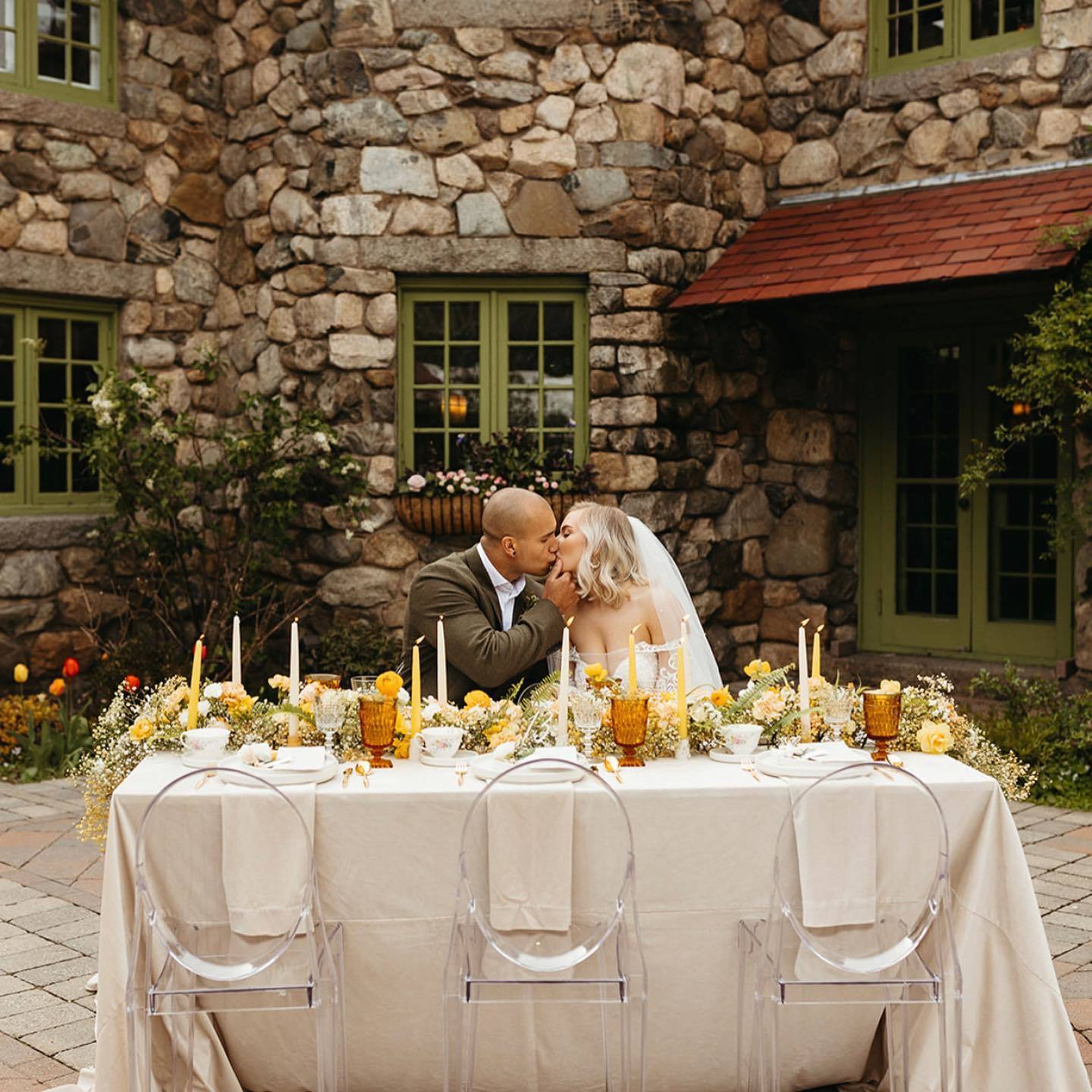 Cover photo of Sweetly Designed Events