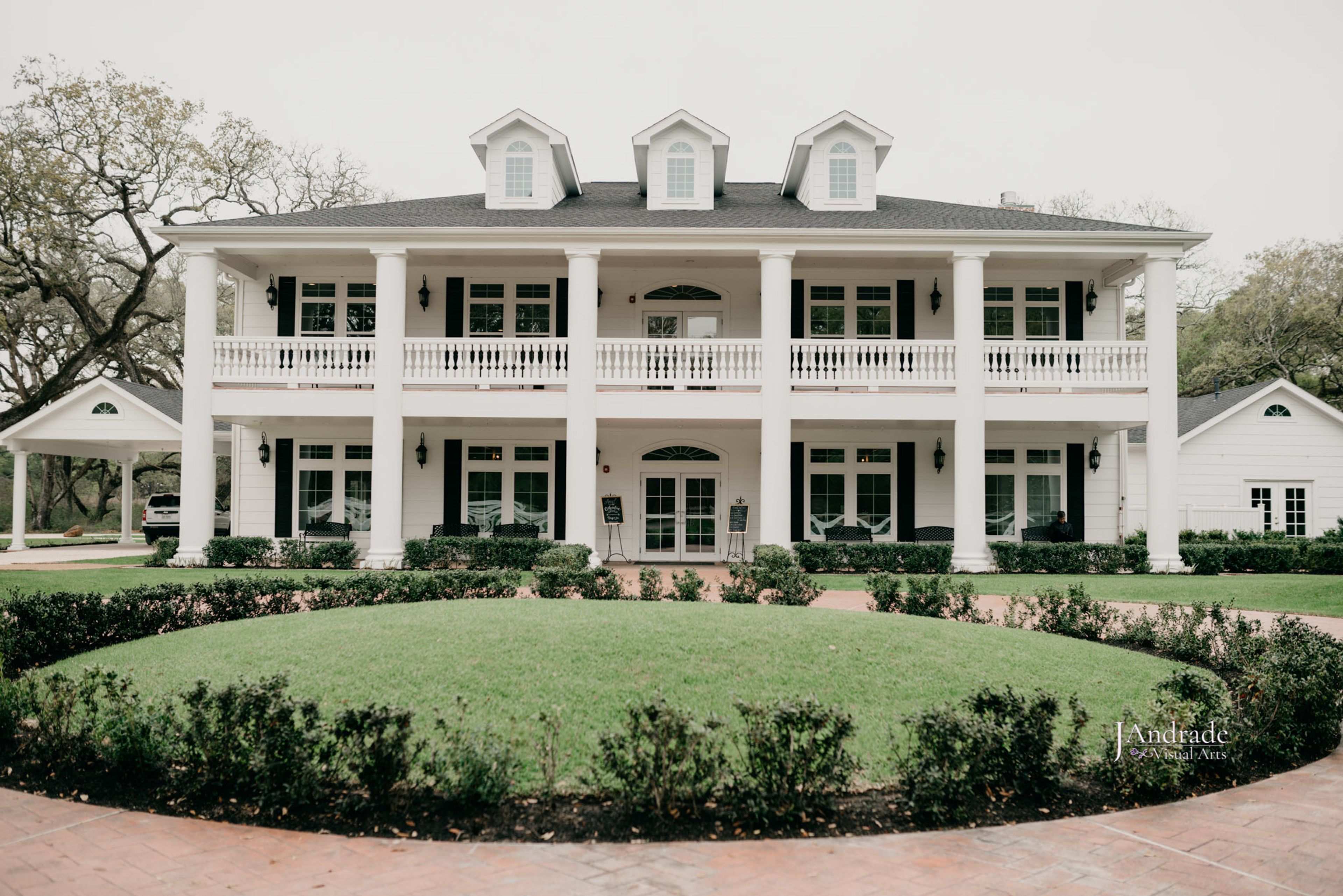 Cover photo of The Springs in Angleton | Sycamore Hall