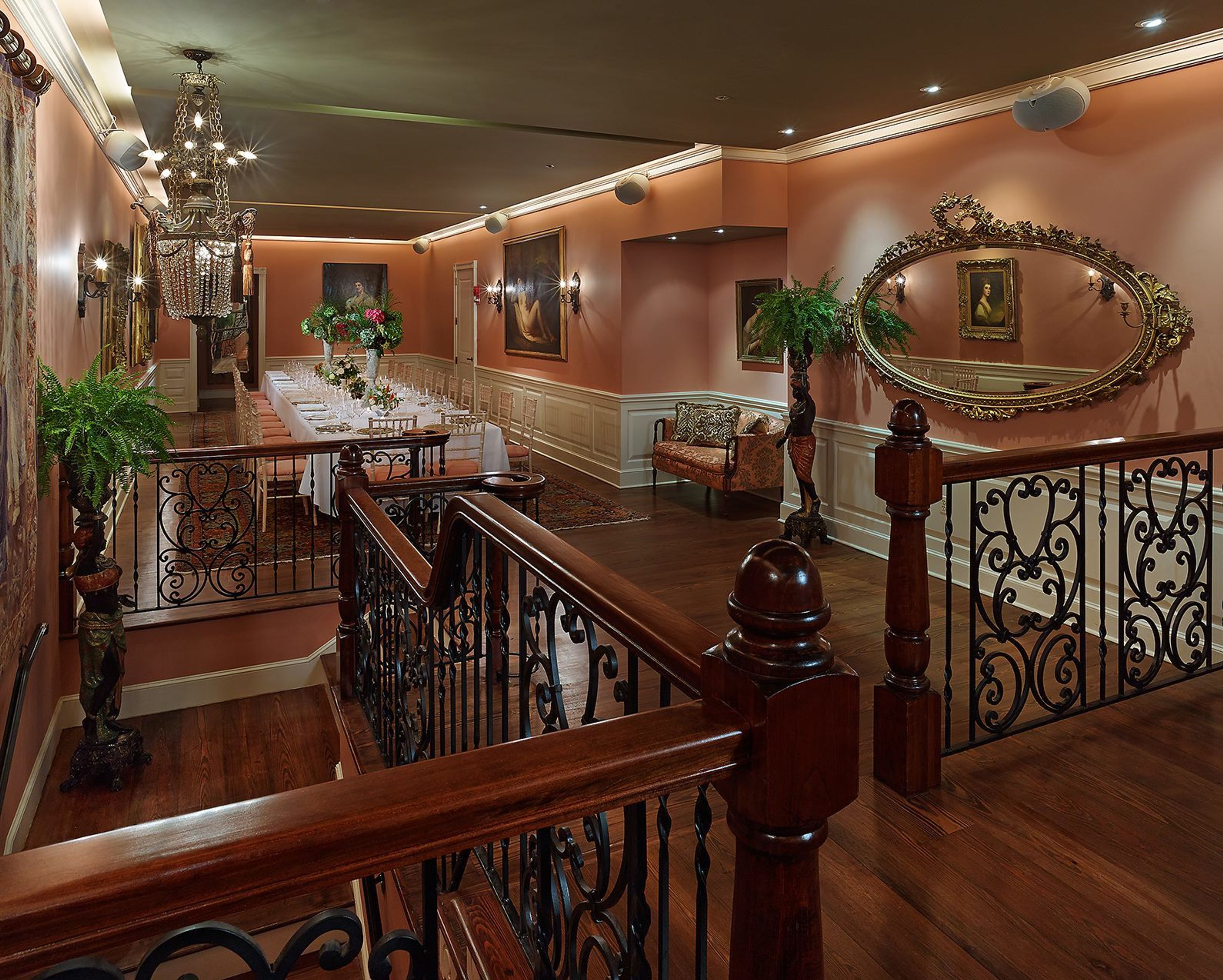 Cover photo of Elizabeth’s on L