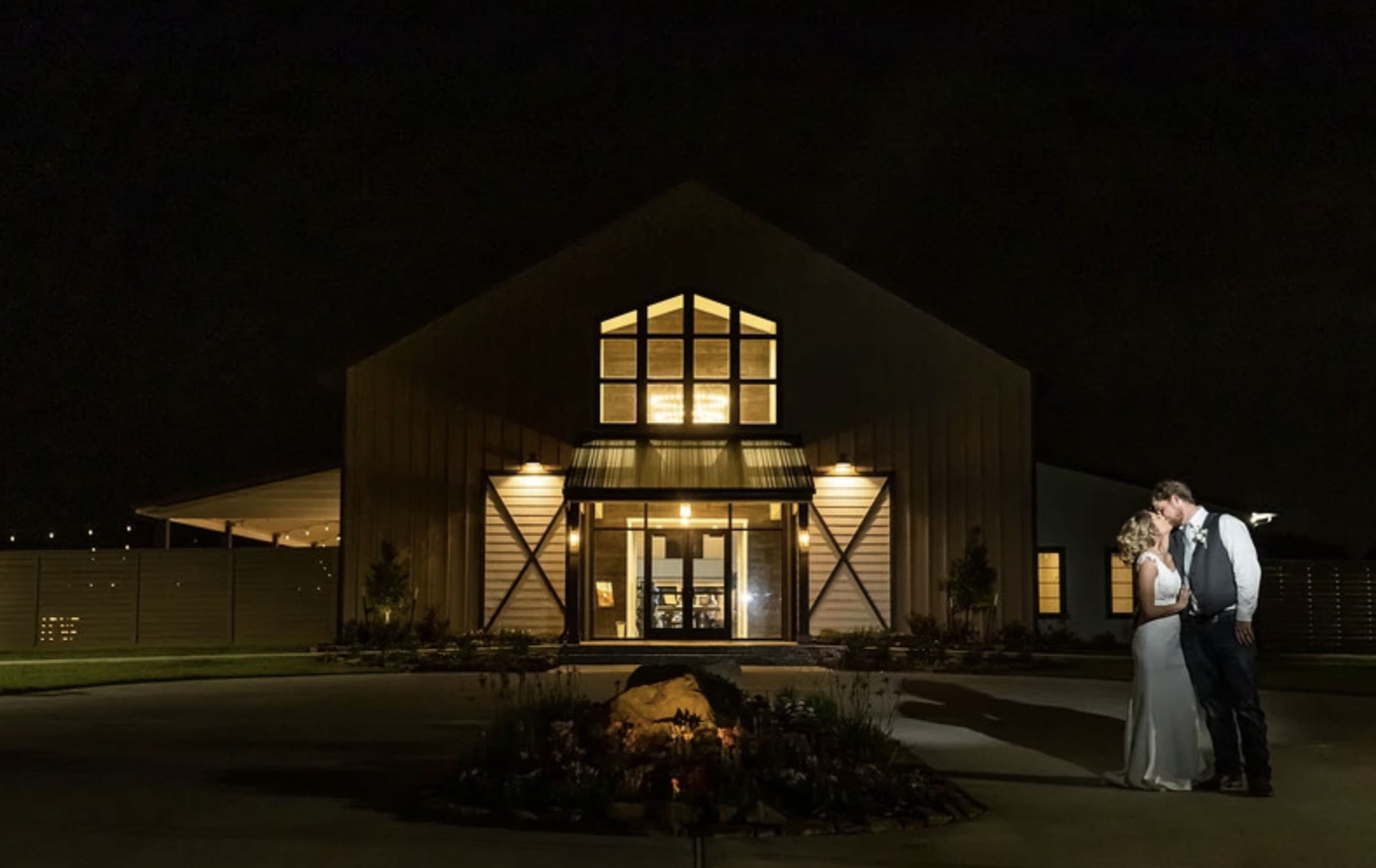 Cover photo of Davenport Designs Events & Rentals