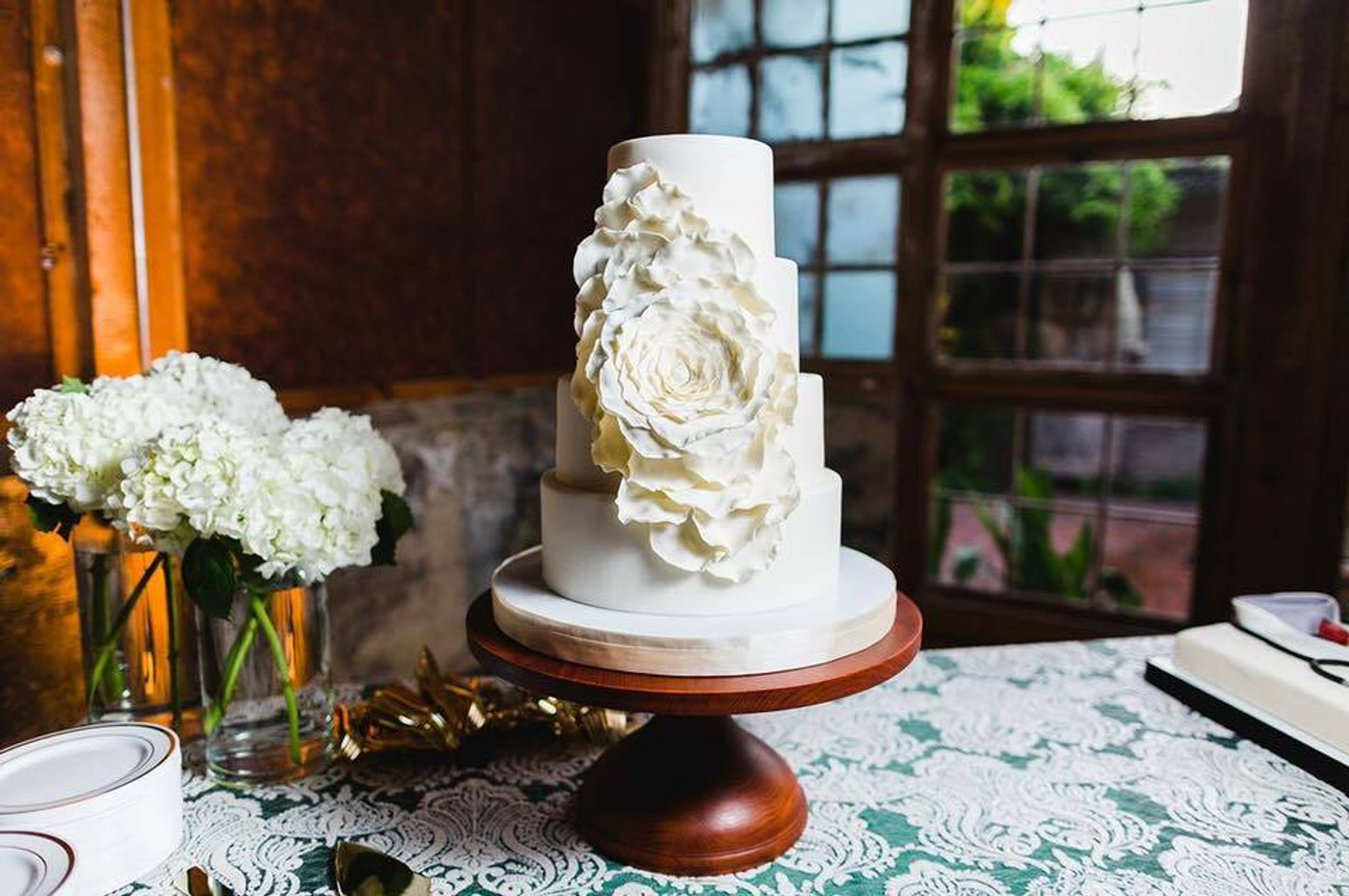 Cover photo of Sweet Somethings by Ashleigh