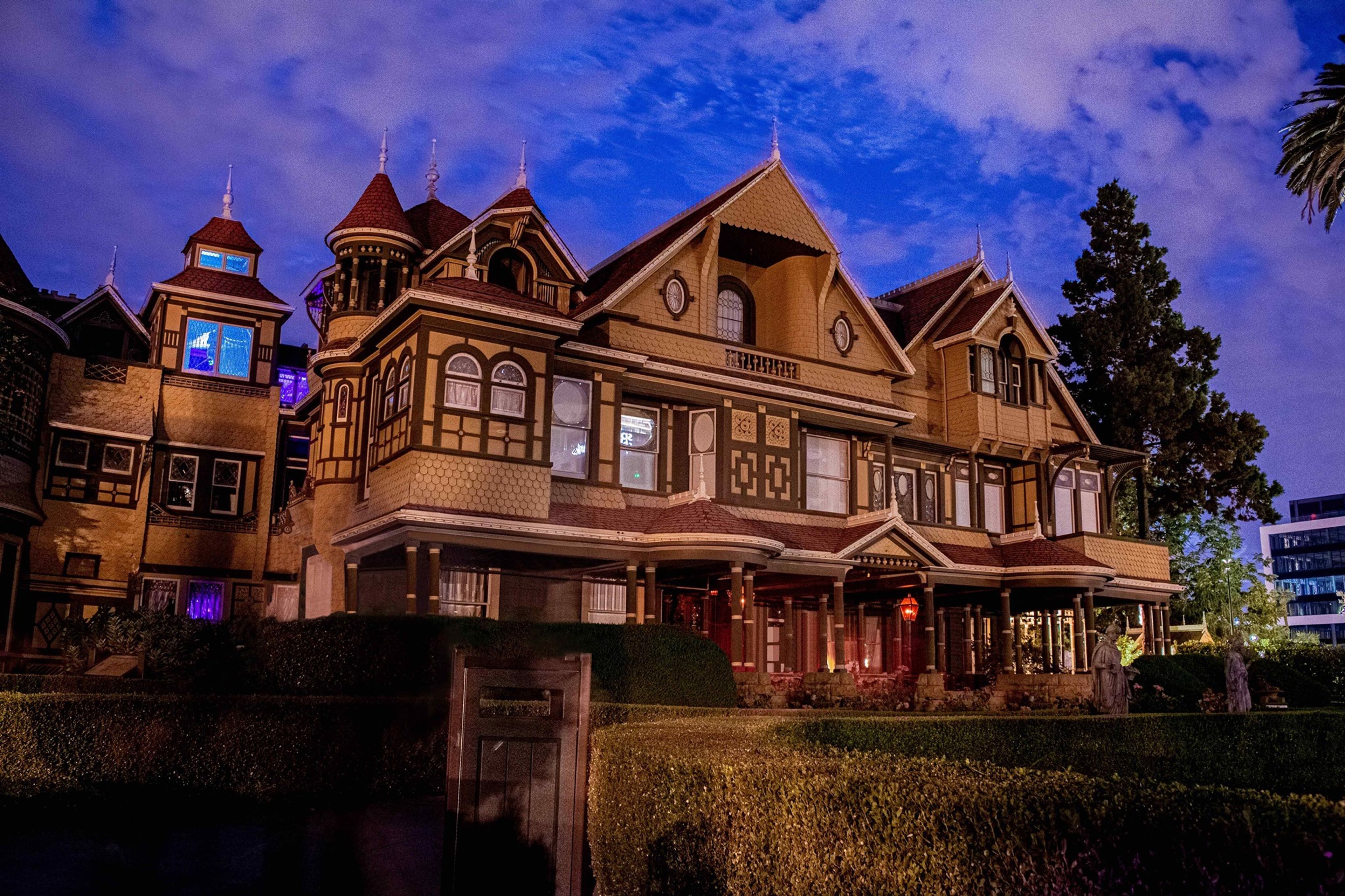 Cover photo of Winchester Mystery House