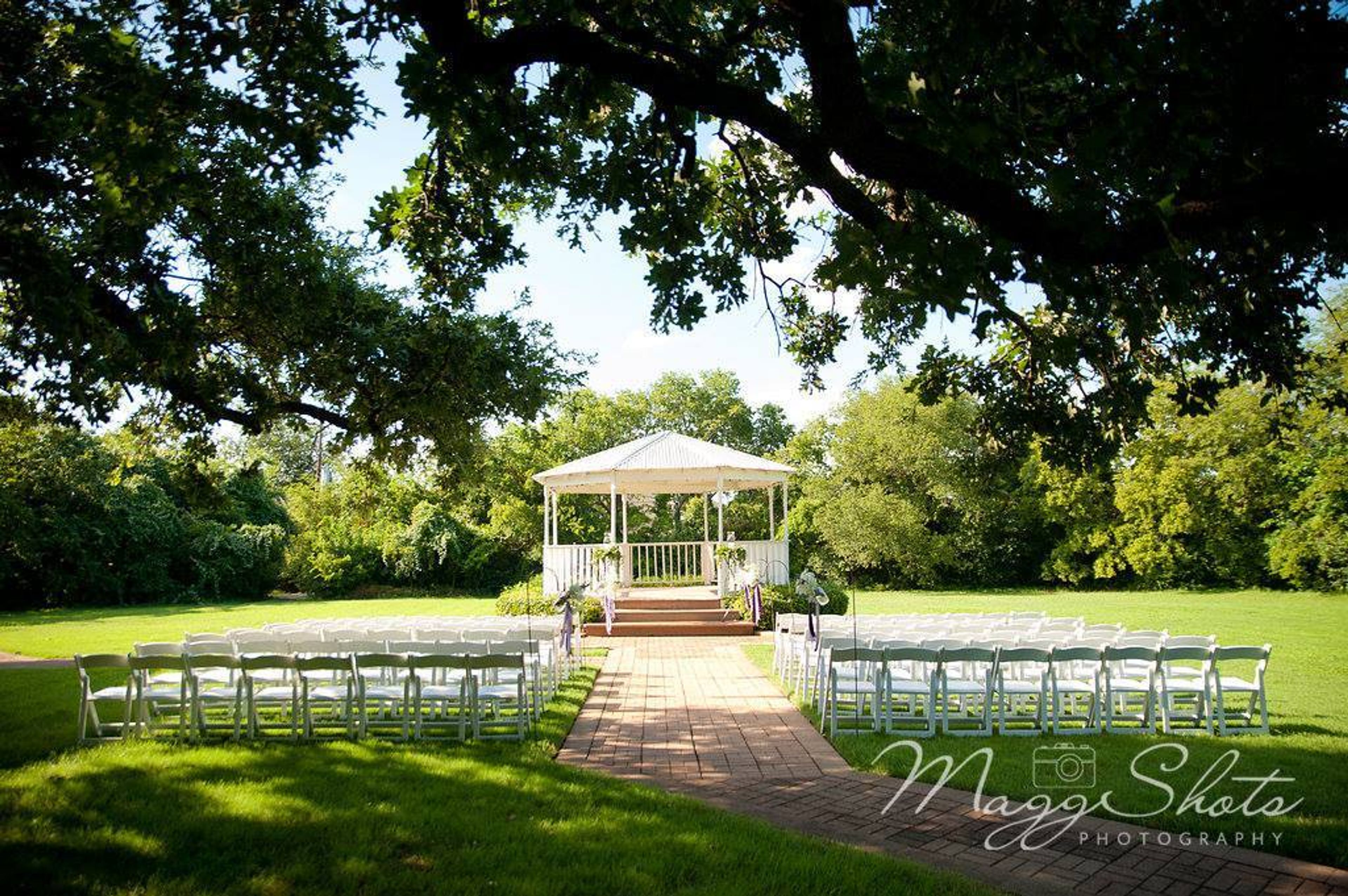 Cover photo of Cross Timbers Winery