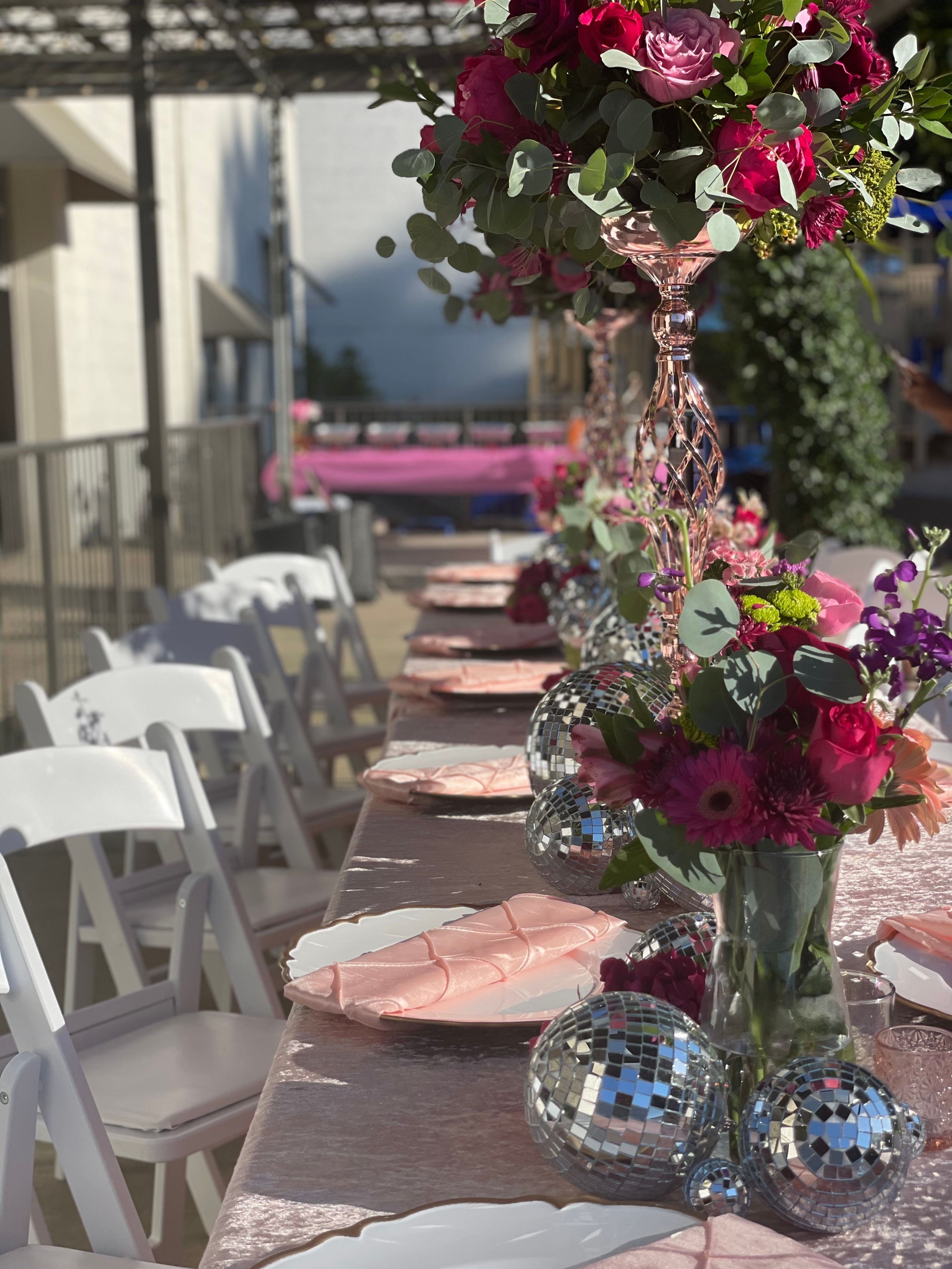 Cover photo of Dearest Decor Inc