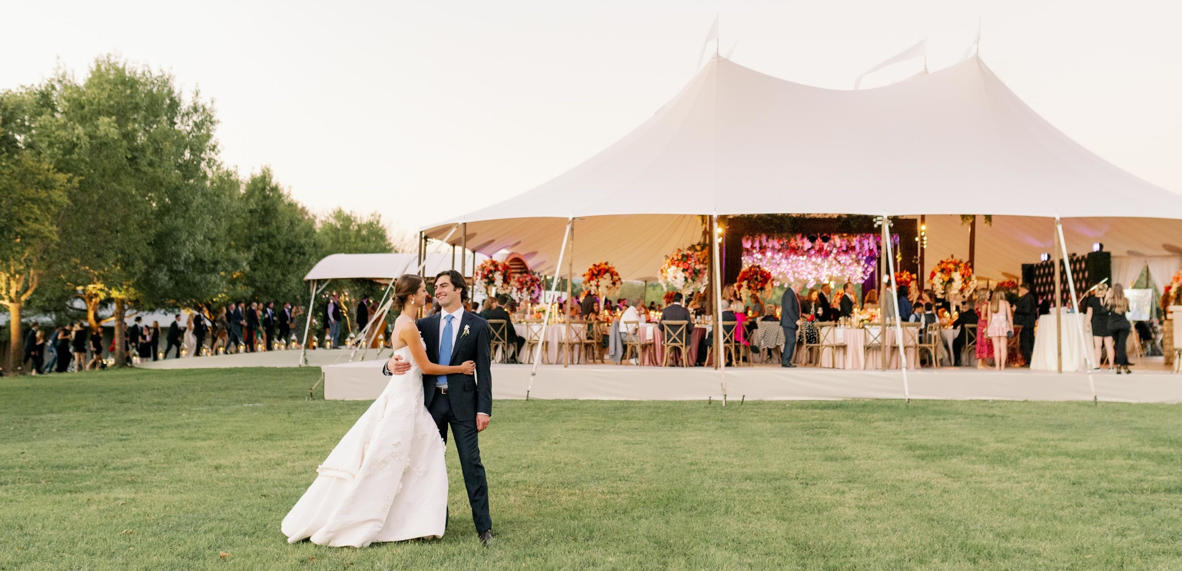 Cover photo of Caroline Lima Photography