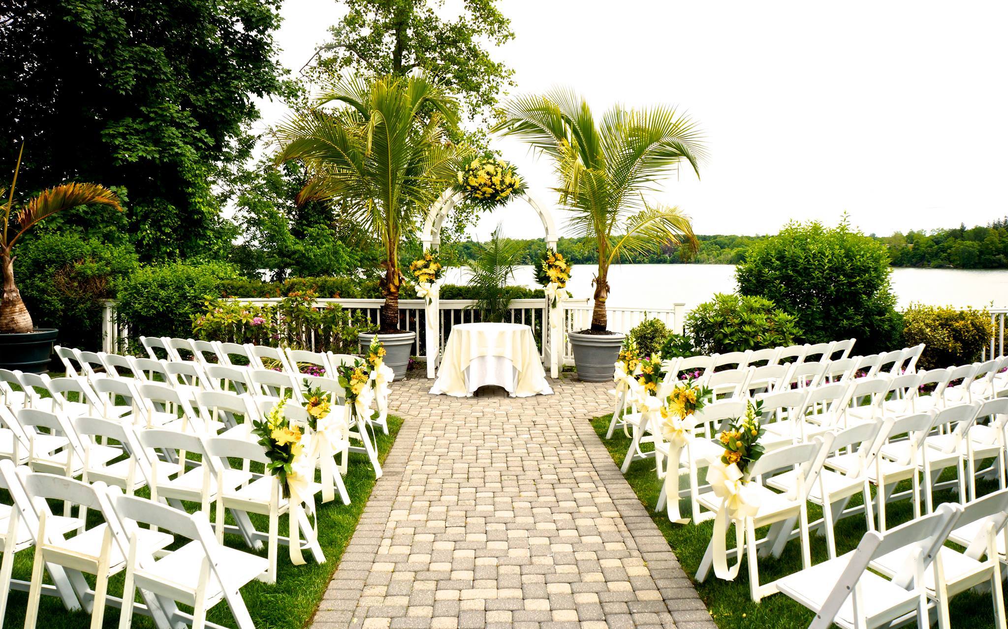 Top Wedding Venues in Oakdale, NY | PartySlate, image size:2048x1279